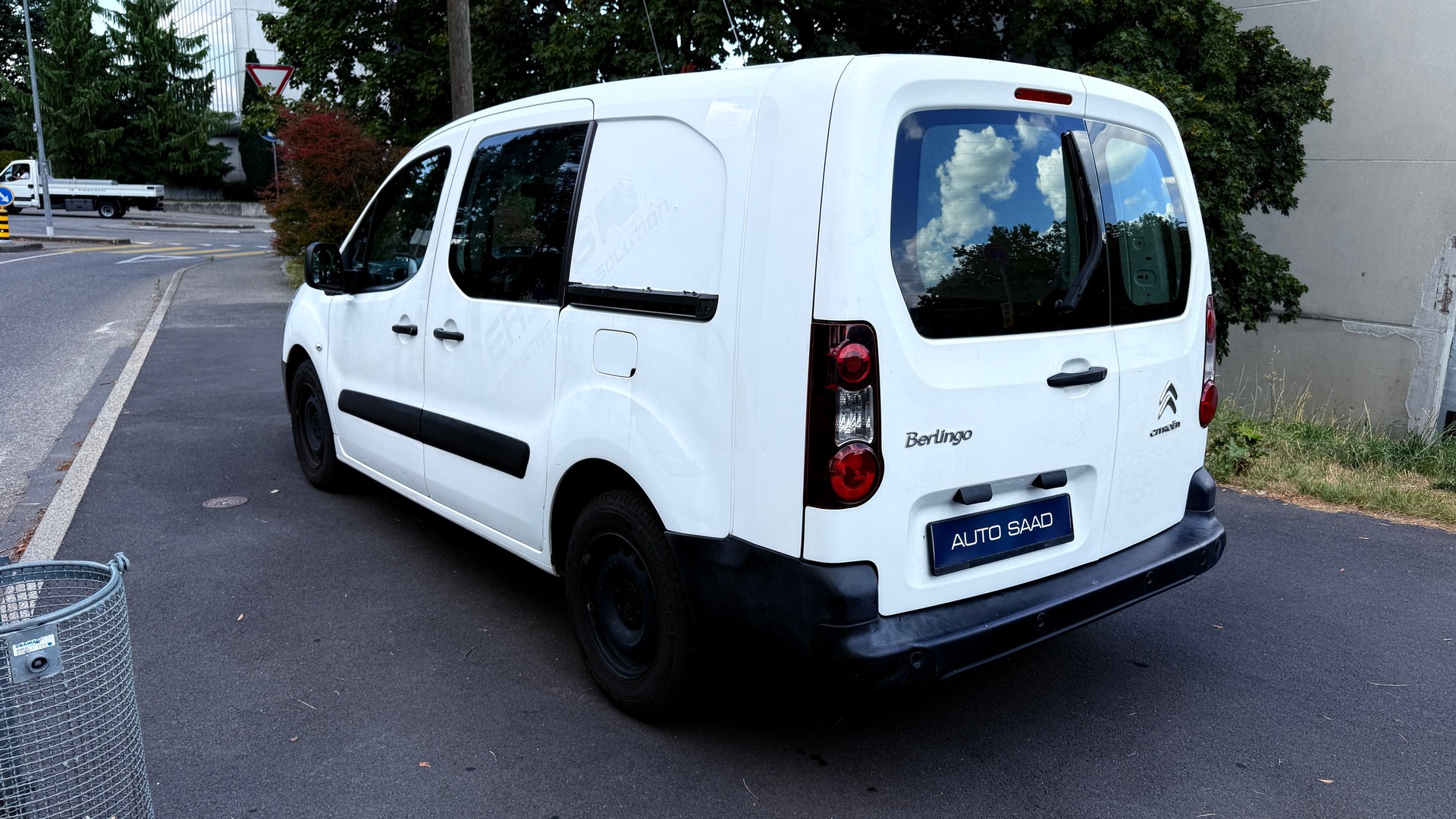 CITROEN Berlingo 1.6 BlueHDi 100 Attraction-image-4