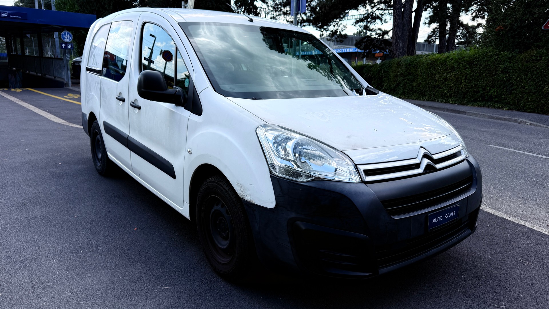 CITROEN Berlingo 1.6 BlueHDi 100 Attraction-image-1