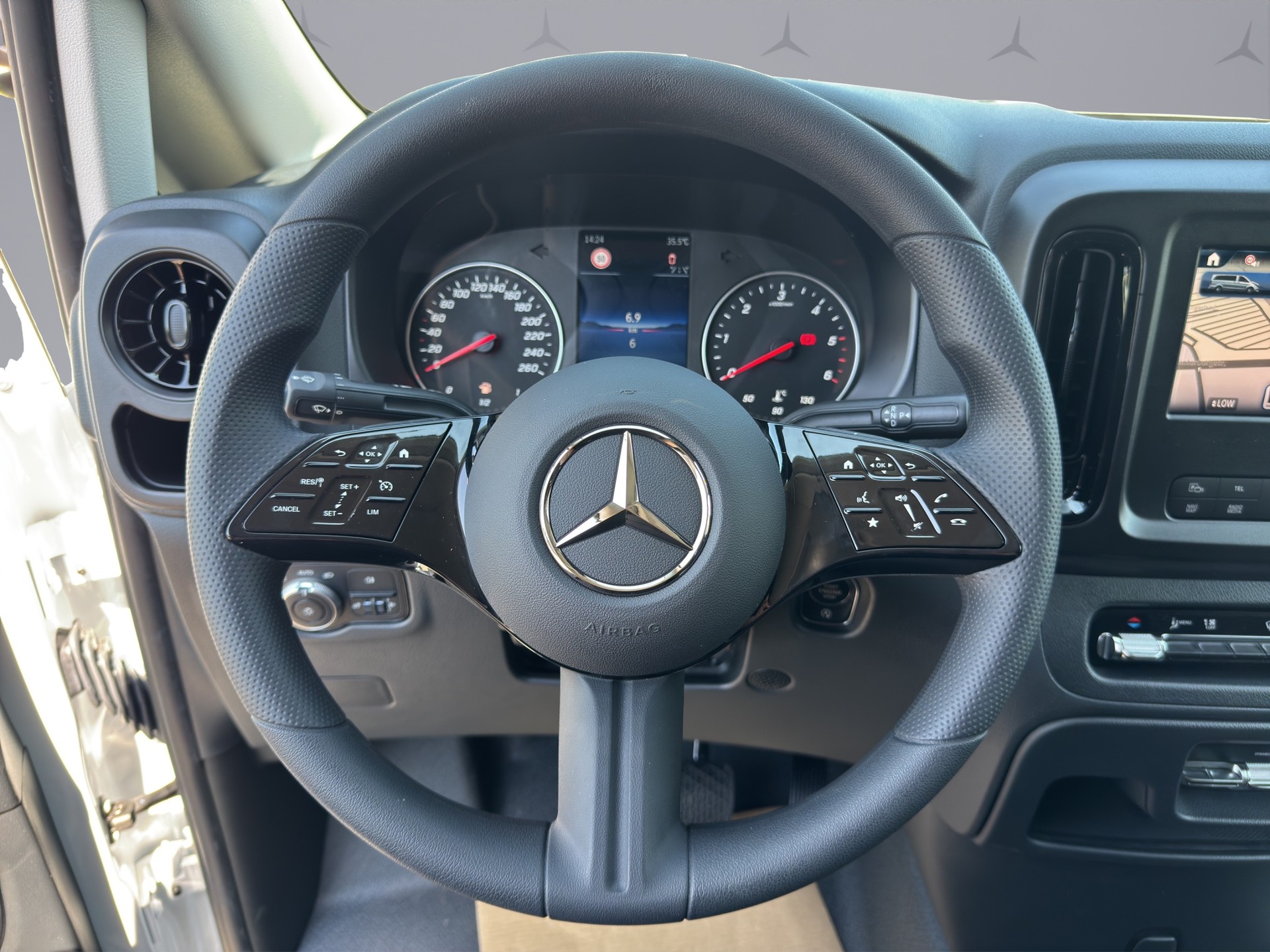 MERCEDES-BENZ Vito 114 Kaw. L 2.0 CDI Pro Worker II 4Matic-image-10