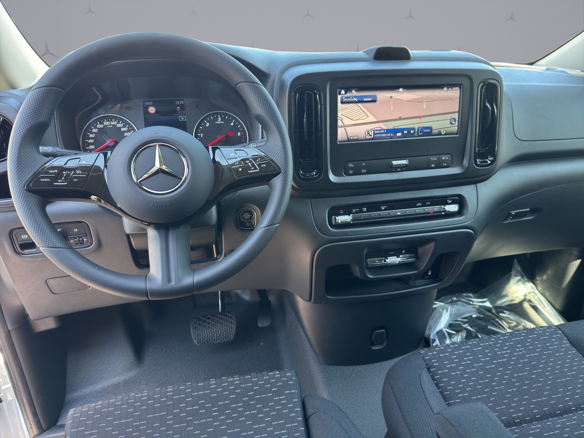MERCEDES-BENZ Vito 114 Kaw. L 2.0 CDI Pro-image-11