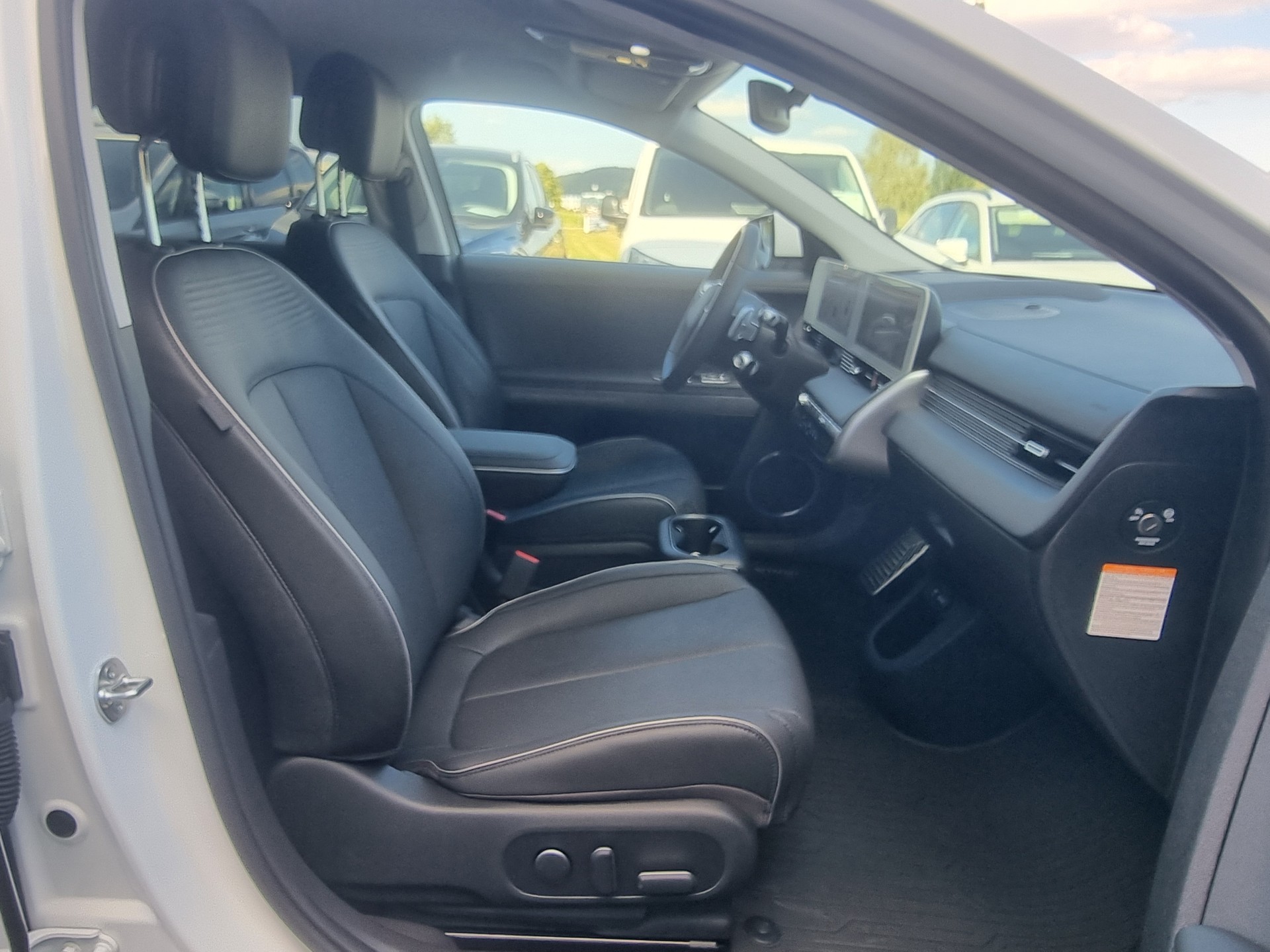 HYUNDAI Ioniq 5 77kWh Amplia 2WD-image-8
