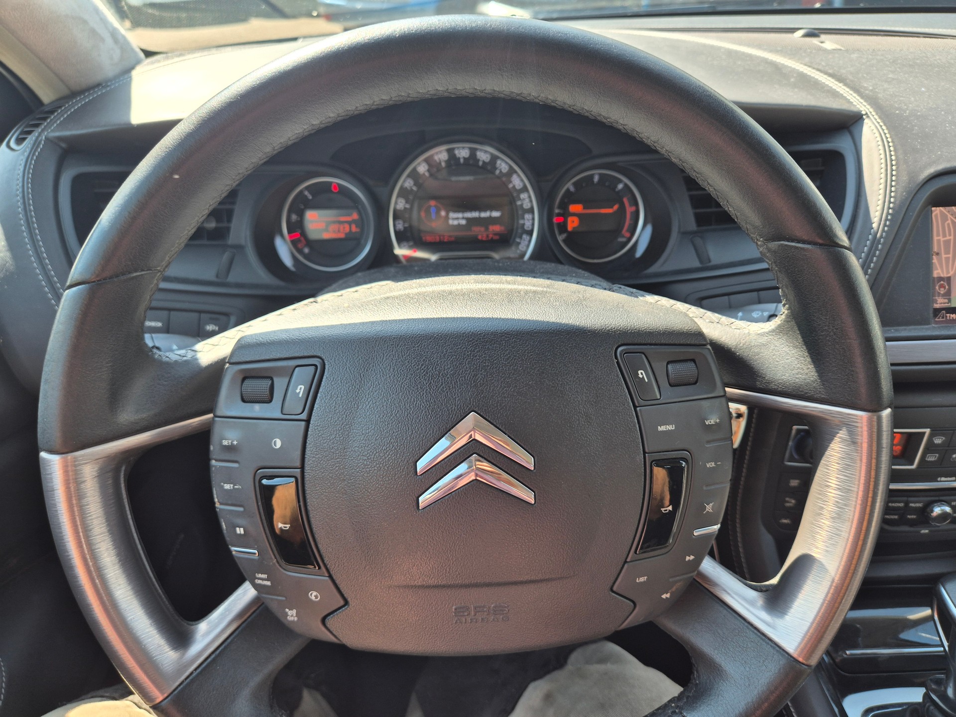 CITROEN C5 Berline 3.0 HDi V6 Exclusive Automatic-image-8