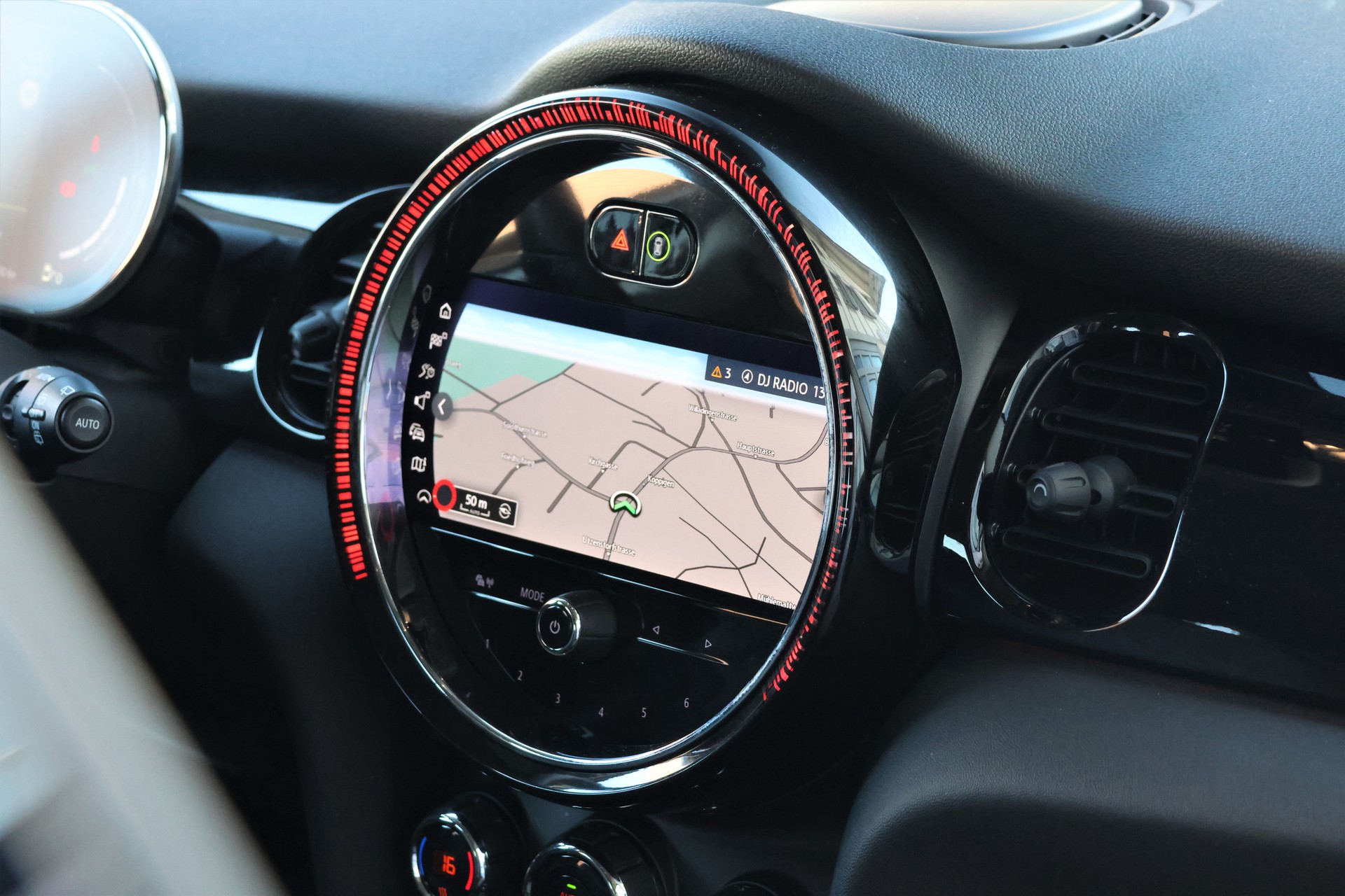 MINI Cooper (CH)-image-15