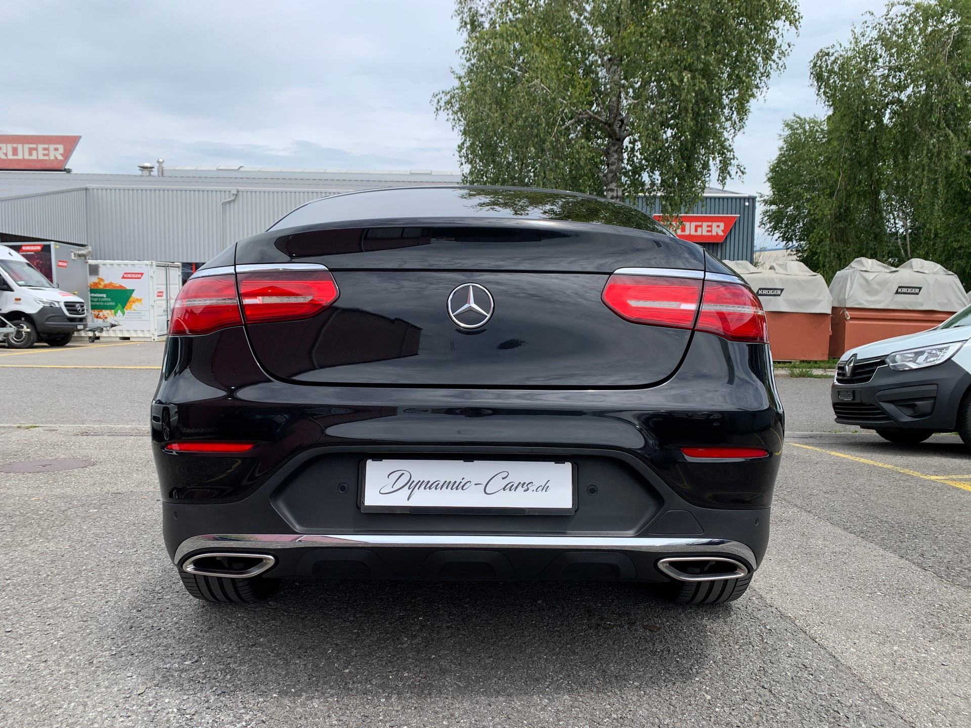 MERCEDES-BENZ GLC Coupé 250 AMG Line 4Matic 9G-Tronic-image-4