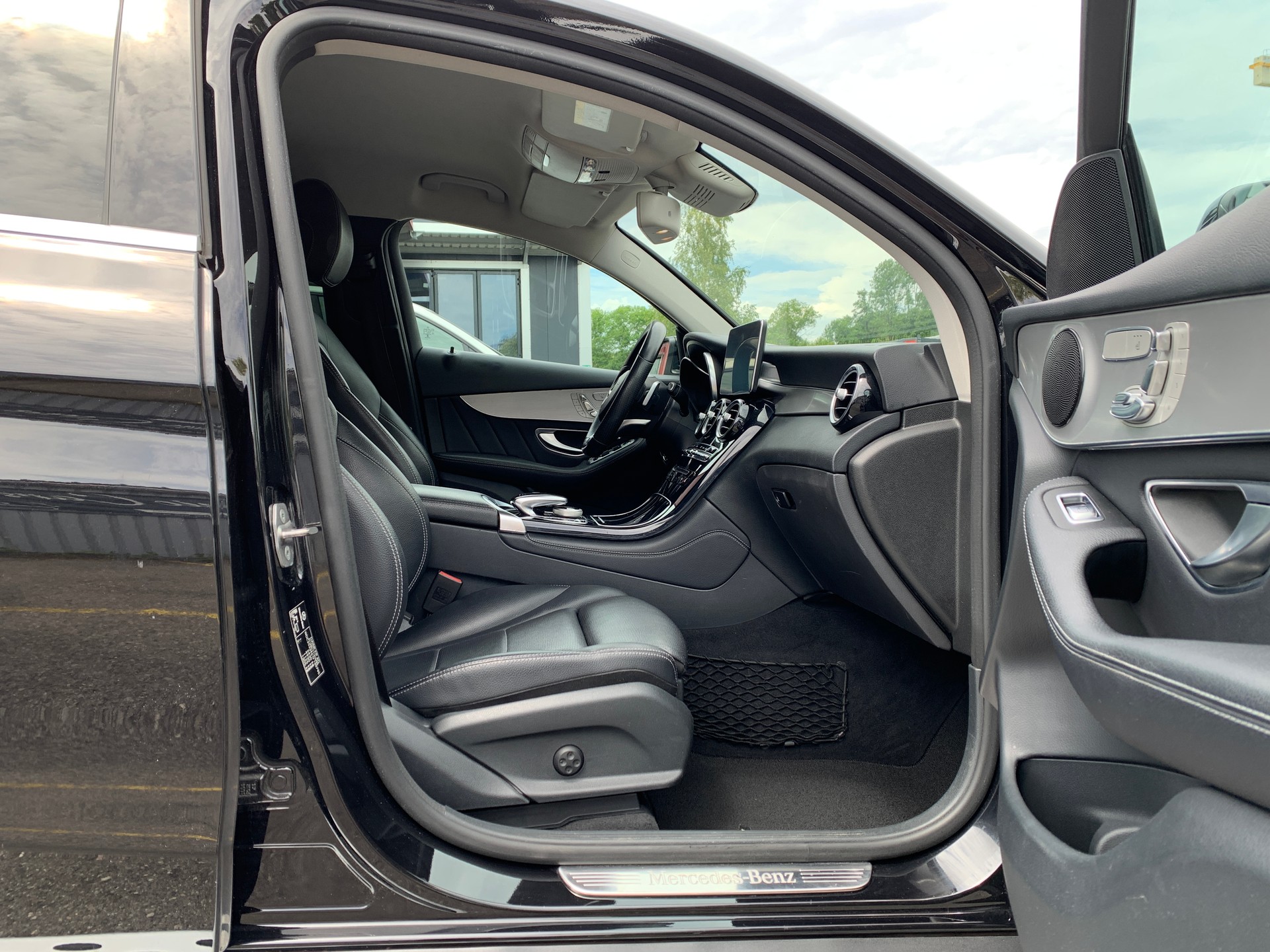 MERCEDES-BENZ GLC Coupé 250 AMG Line 4Matic 9G-Tronic-image-8