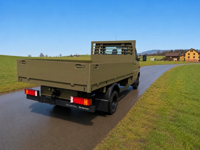 MERCEDES-BENZ Sprinter 413 CDI Duo 4x4 Automat Brücke mit Anhängerkupplung-image-4