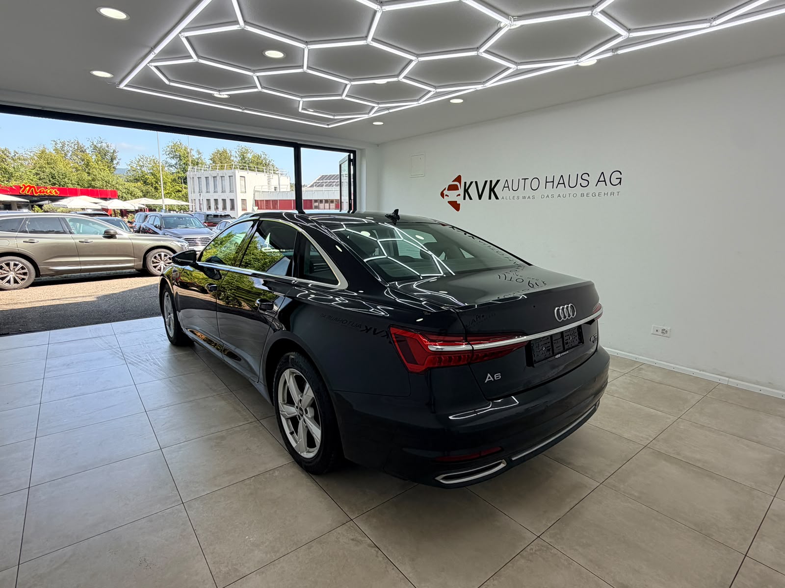 AUDI A6 Limousine 3.0 / 45 TDI Sport quattro tiptronic | CH-Fahrzeug | Gratis Service bis 100'000 km |-image-6