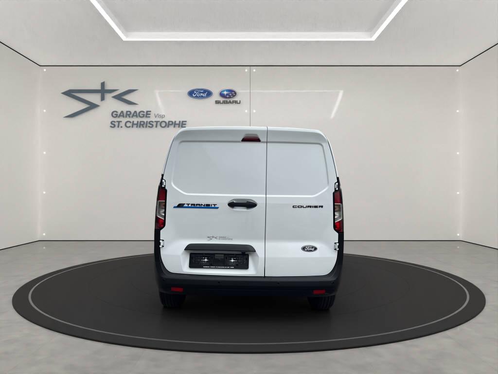 FORD E-Transit Courier Van Trend-image-3