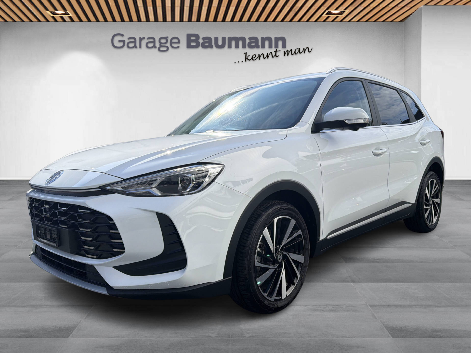 MG ZS 1.5 Hybrid+ Luxury-image-1