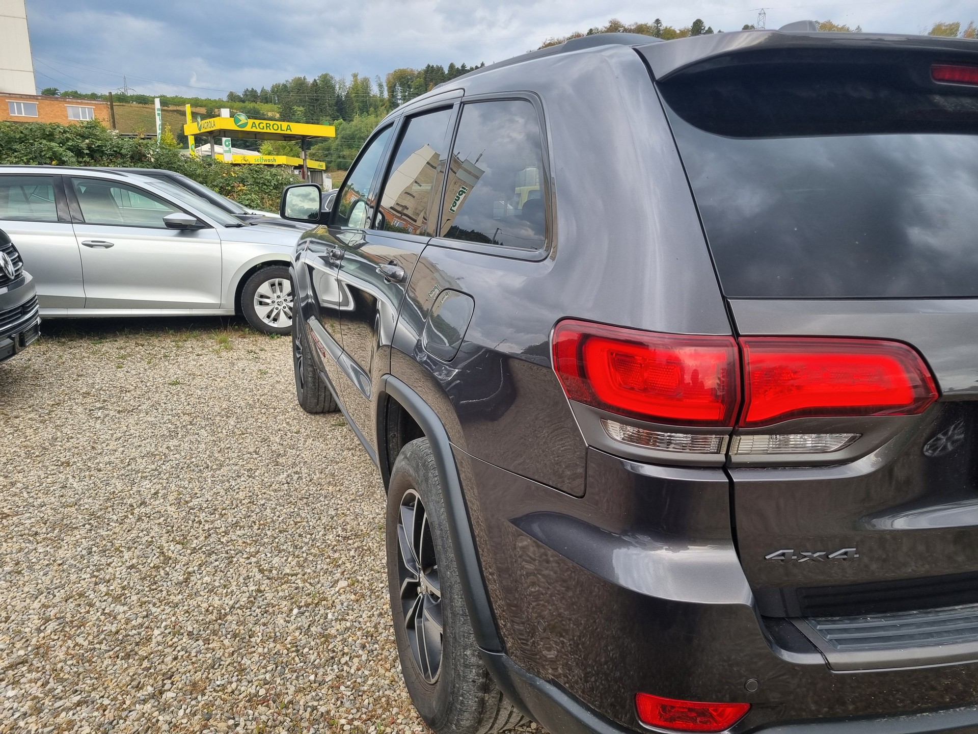 JEEP Grand Cherokee 3.0 CRD Overland Automatic-image-5