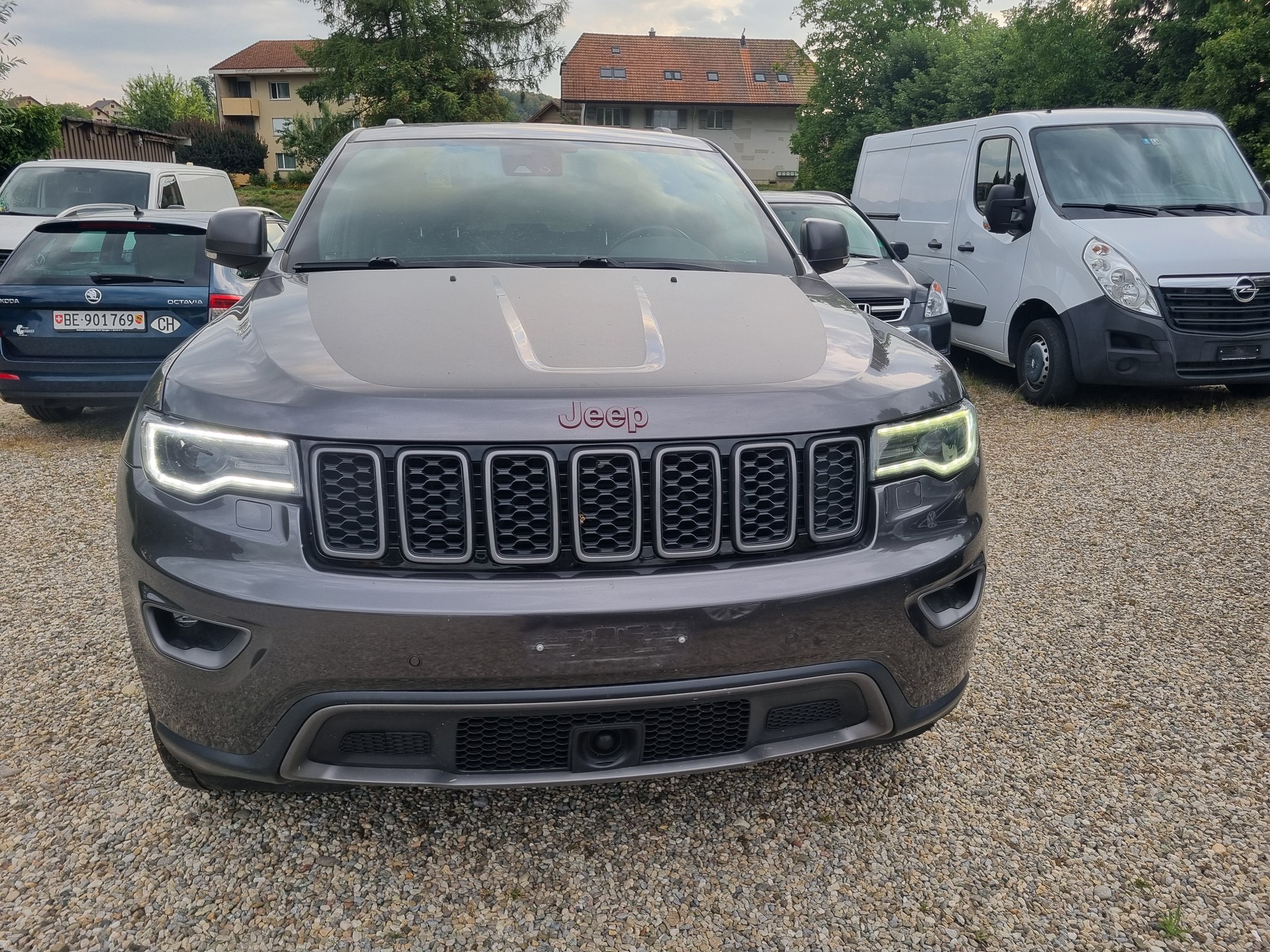 JEEP Grand Cherokee 3.0 CRD Overland Automatic-image-0