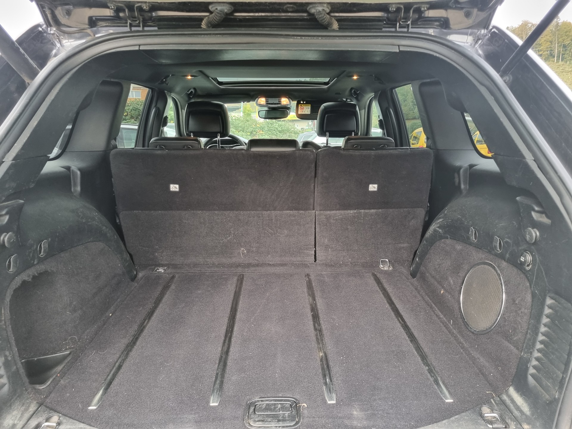 JEEP Grand Cherokee 3.0 CRD Overland Automatic-image-9
