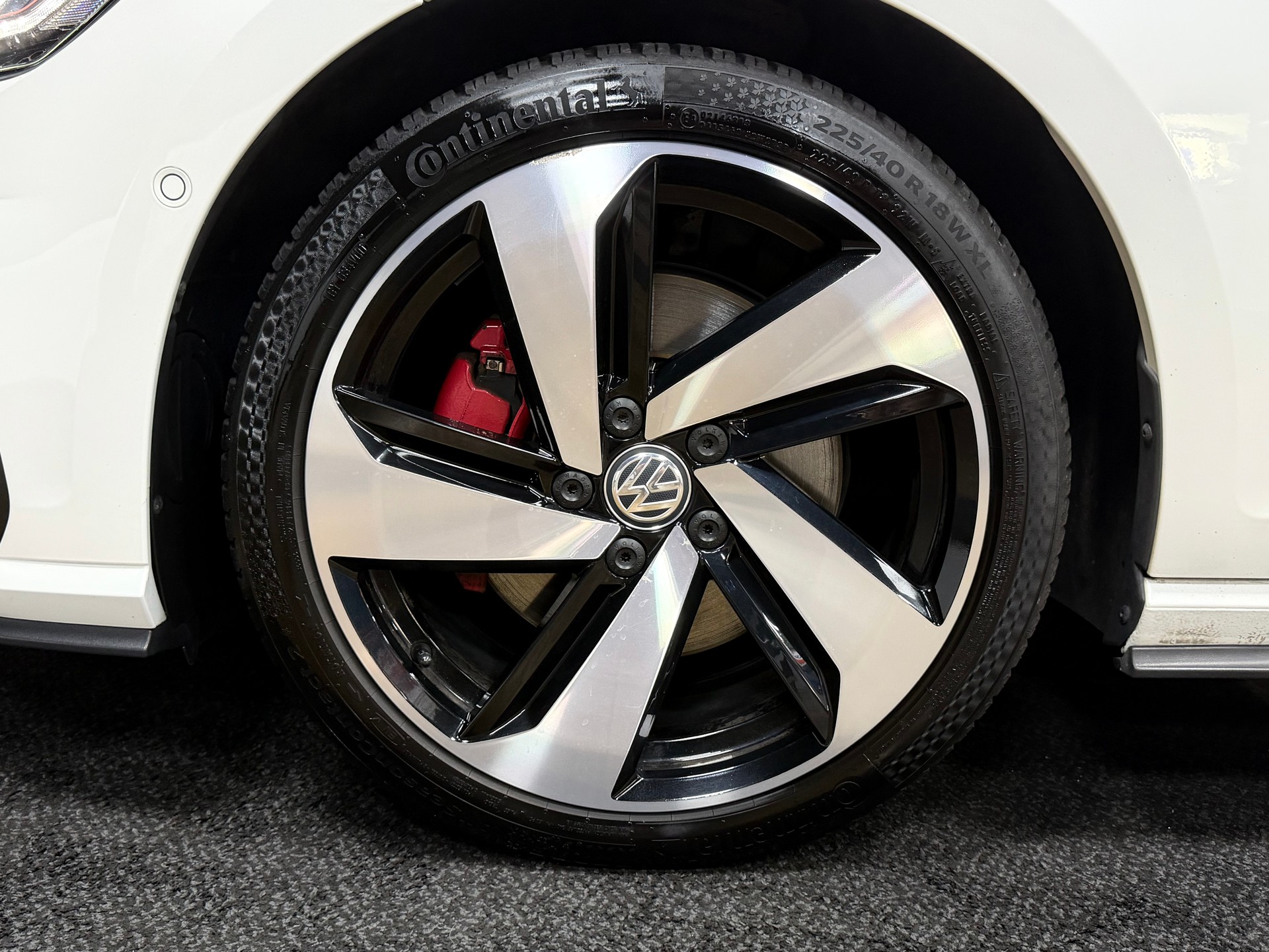 VW Golf 2.0 TSI GTI DSG-image-29