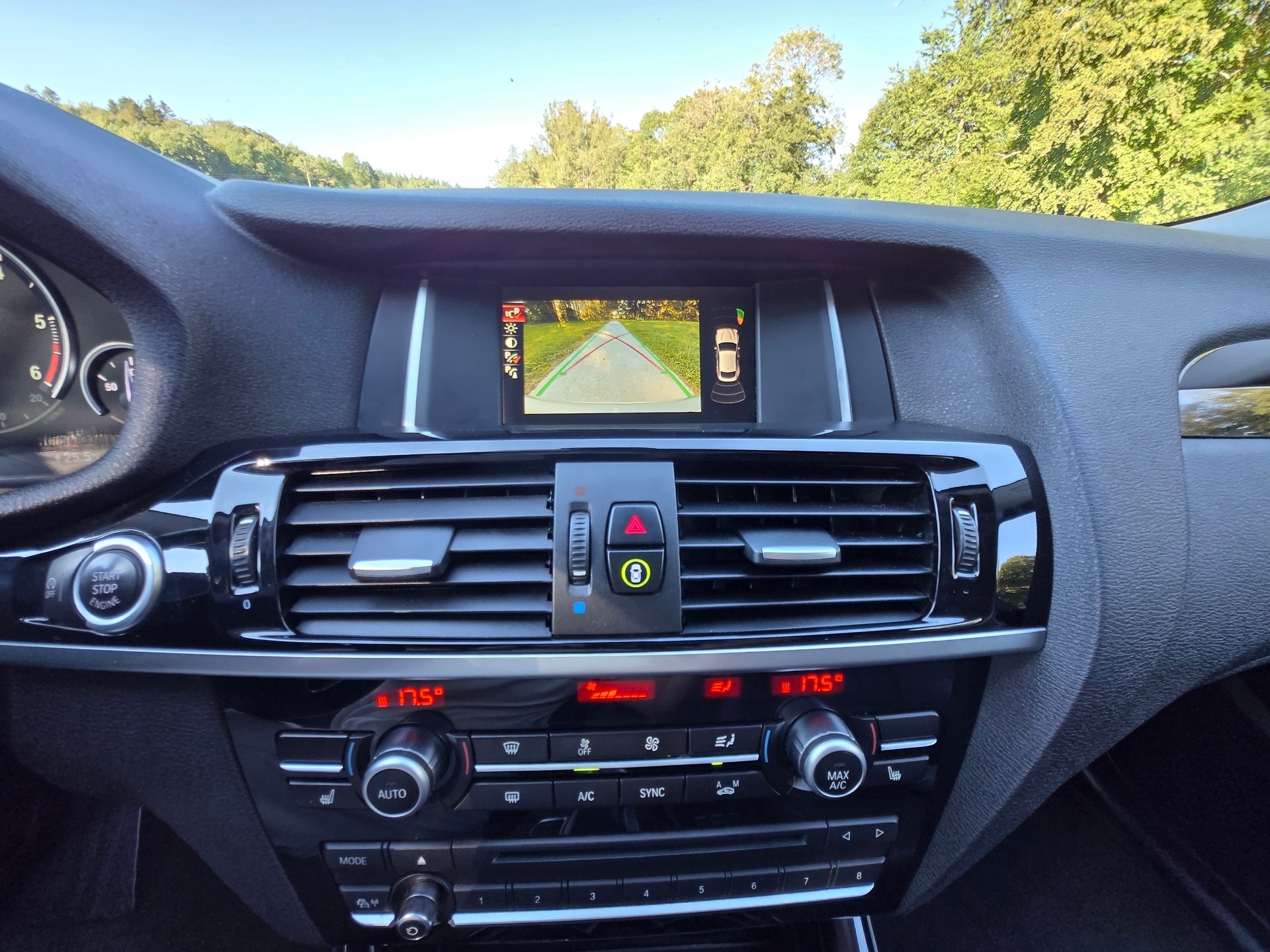 BMW X4 20d xDrive-image-14