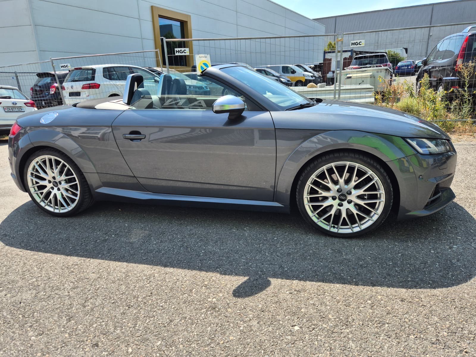 AUDI TTS Roadster 2.0 TFSI quattro S-tronic-image-2