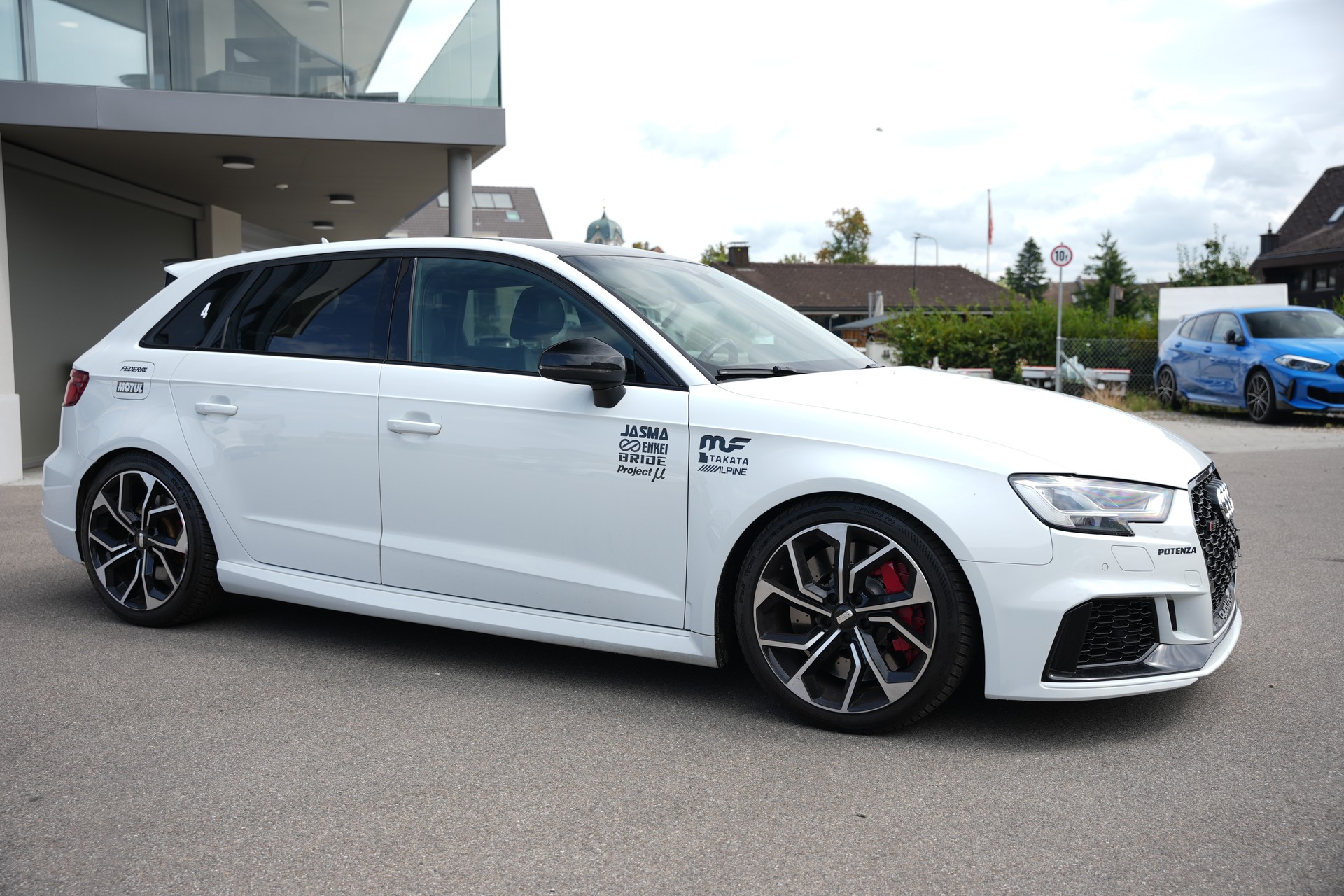 AUDI RS3 Sportback 2.5 TSI quattro S-tronic-image-1