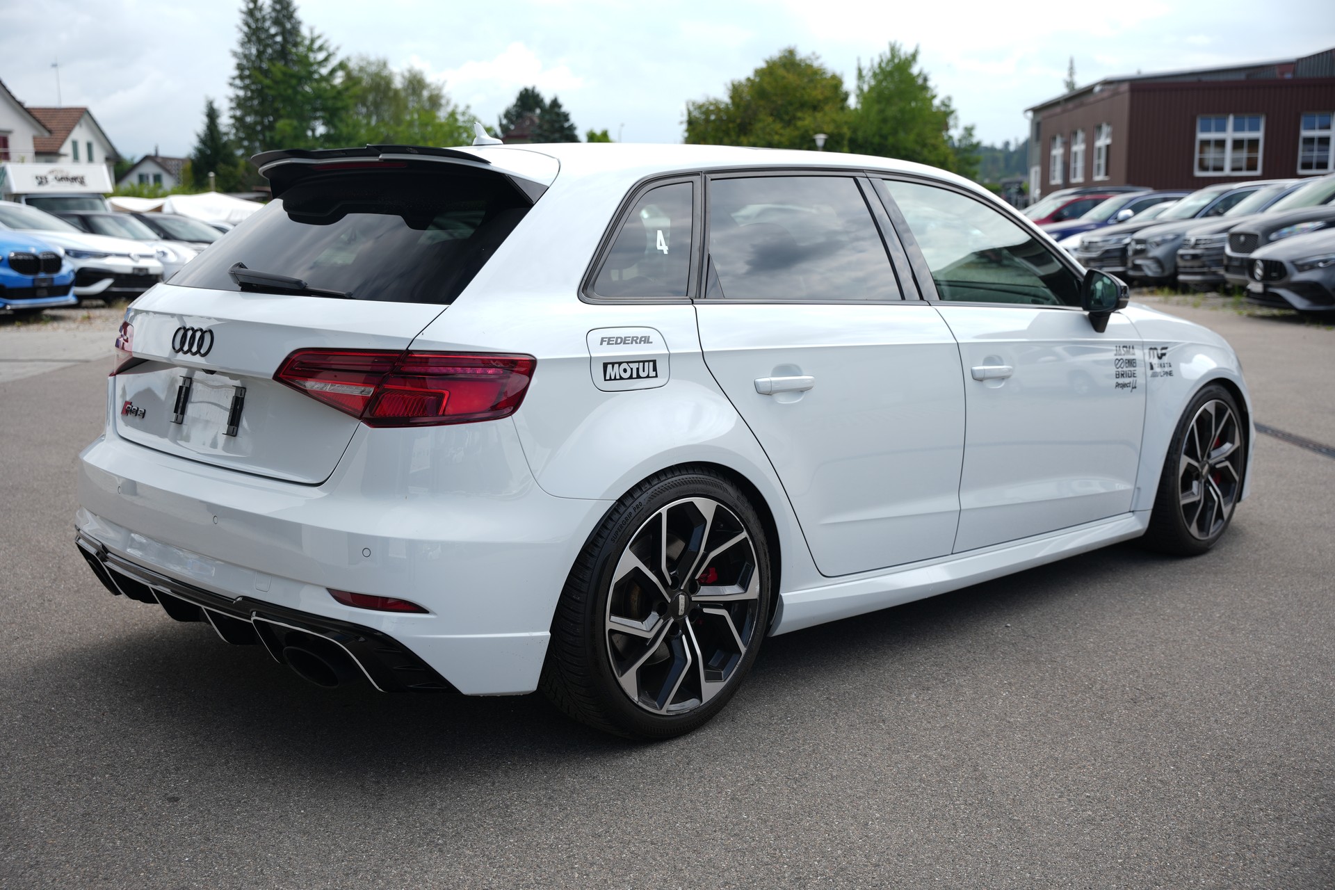 AUDI RS3 Sportback 2.5 TSI quattro S-tronic-image-2
