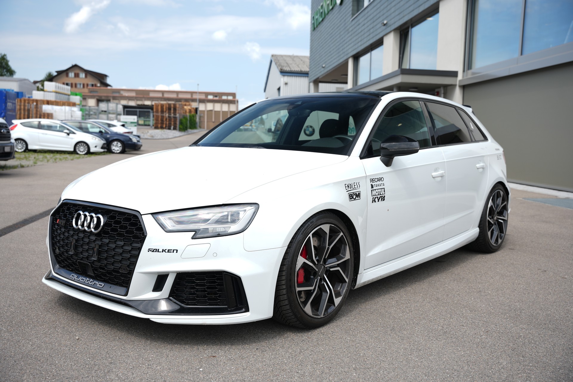 AUDI RS3 Sportback 2.5 TSI quattro S-tronic-image-0