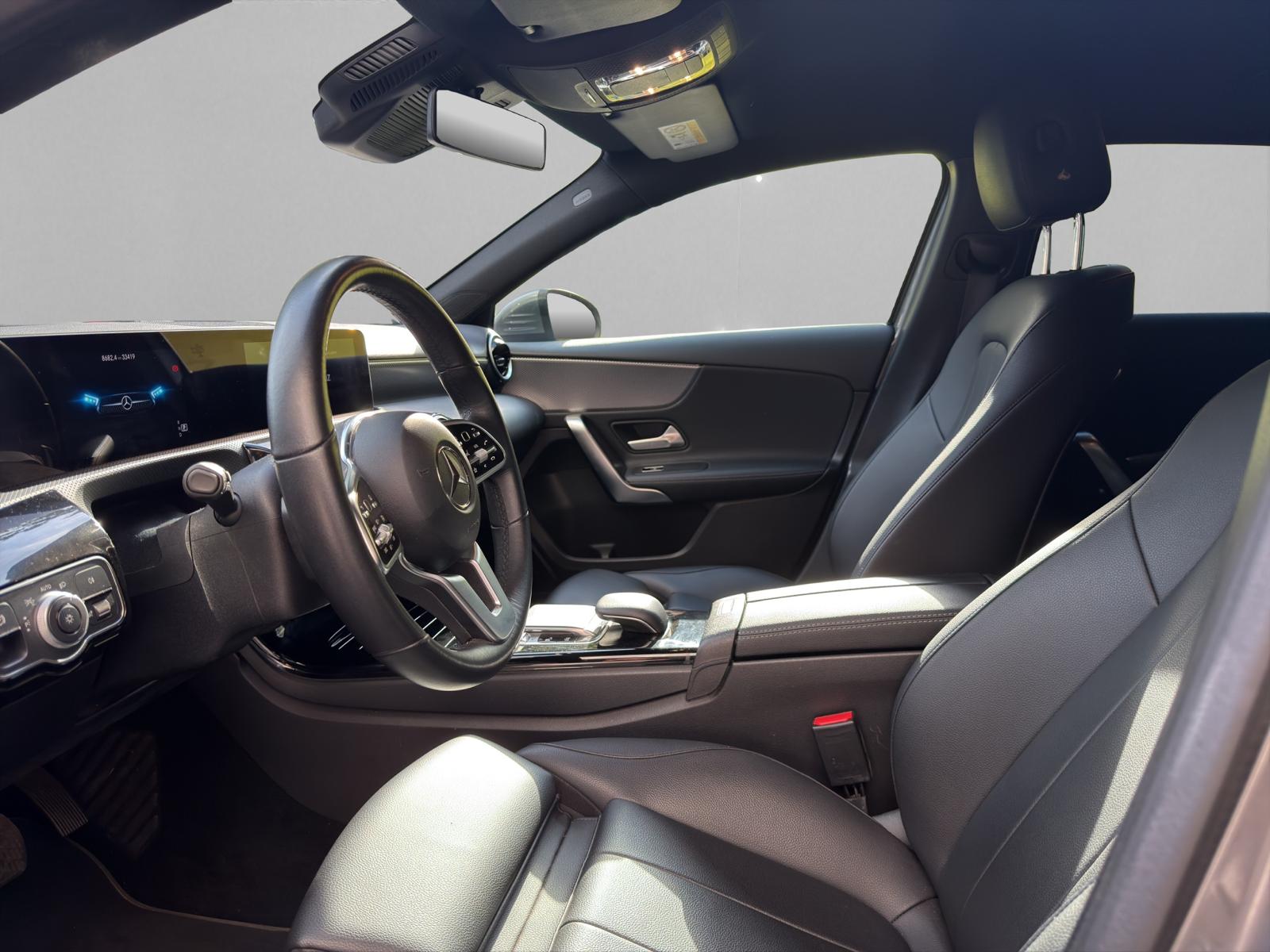 MERCEDES-BENZ A 200 7G-DCT-image-5