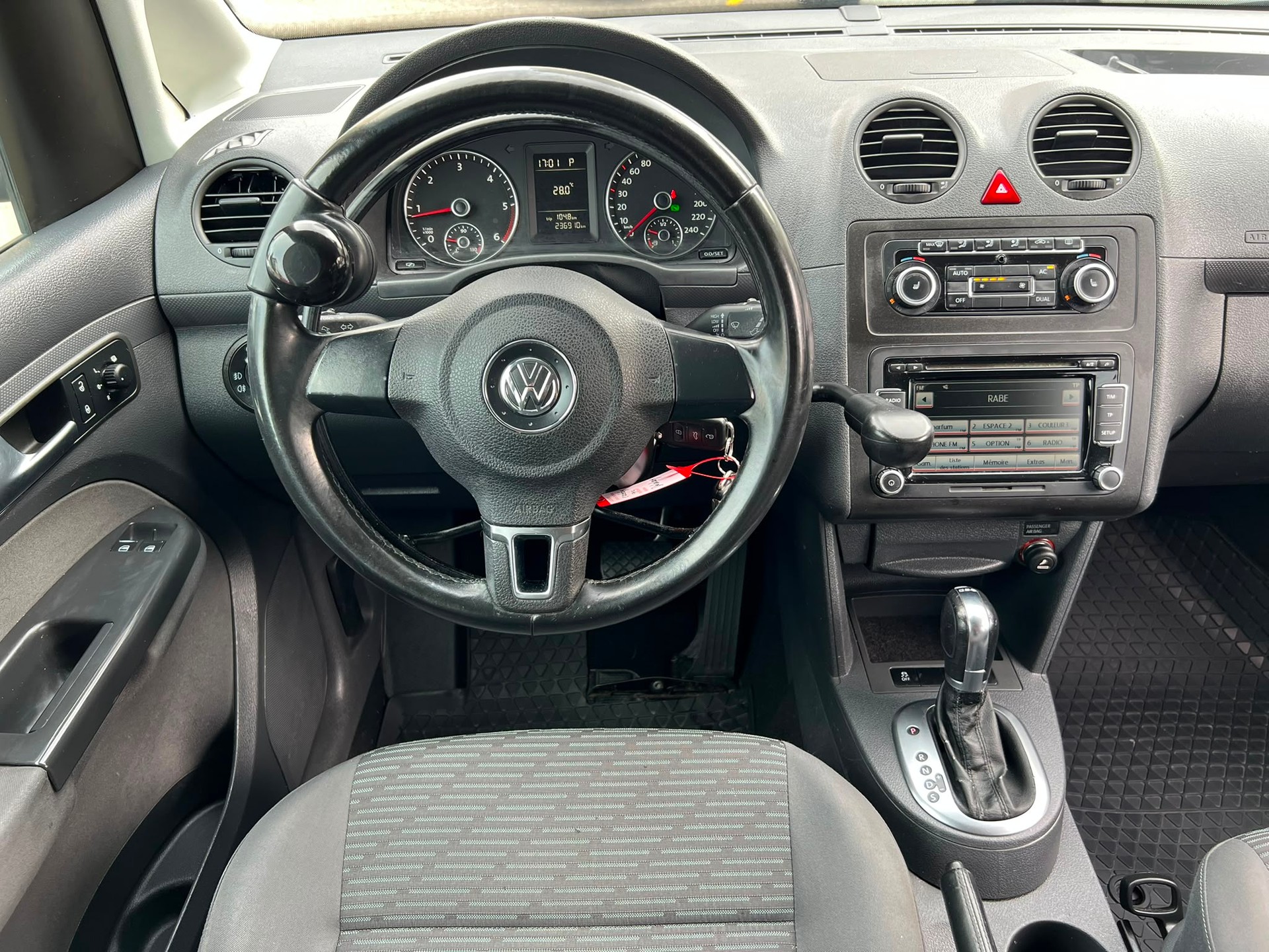 VW Caddy Maxi 1.6 TDI CR Comfortline DSG-image-10