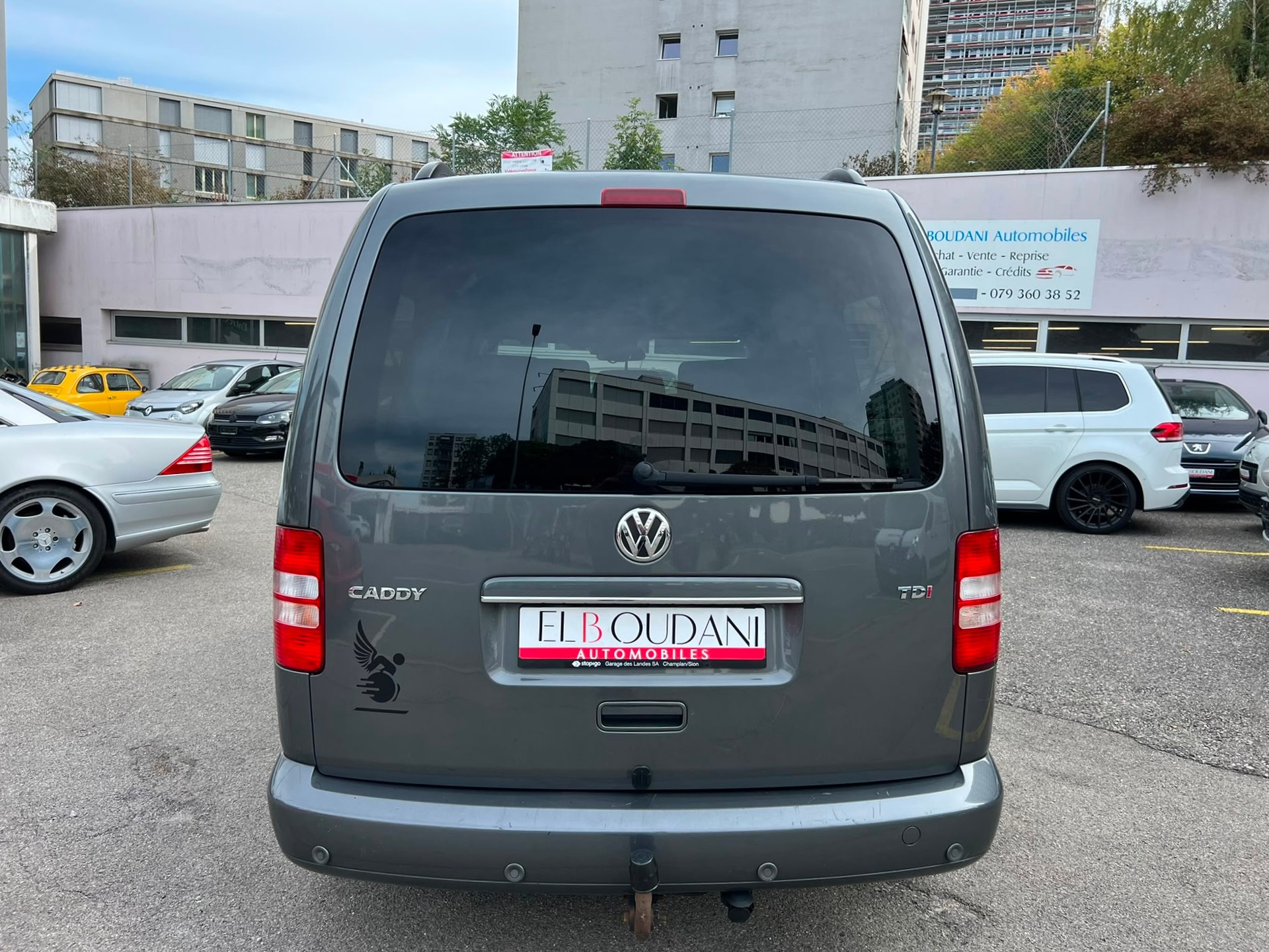 VW Caddy Maxi 1.6 TDI CR Comfortline DSG-image-4
