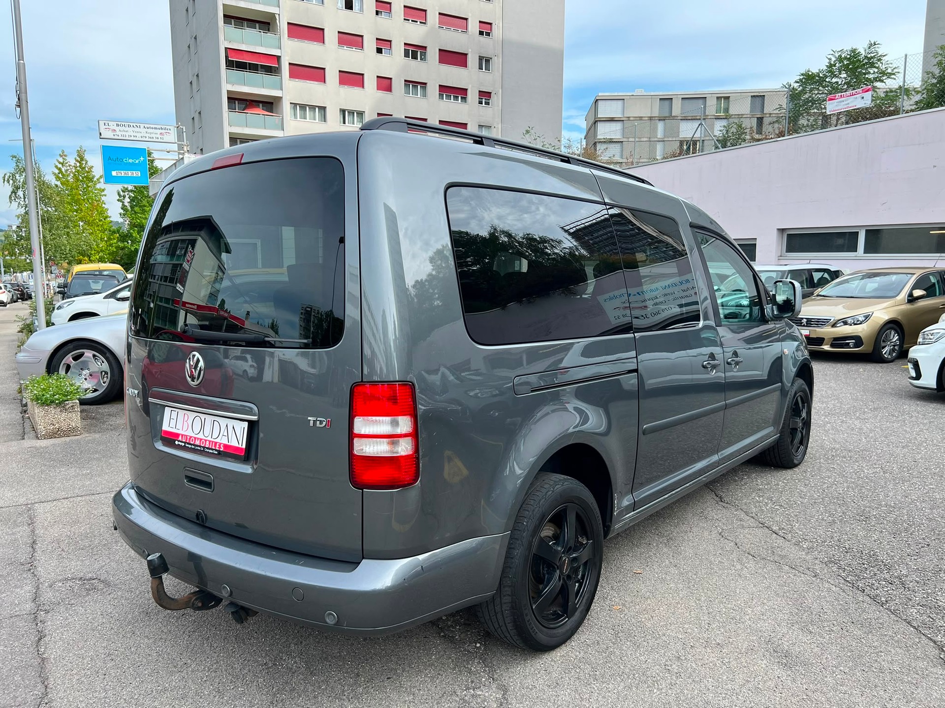 VW Caddy Maxi 1.6 TDI CR Comfortline DSG-image-5
