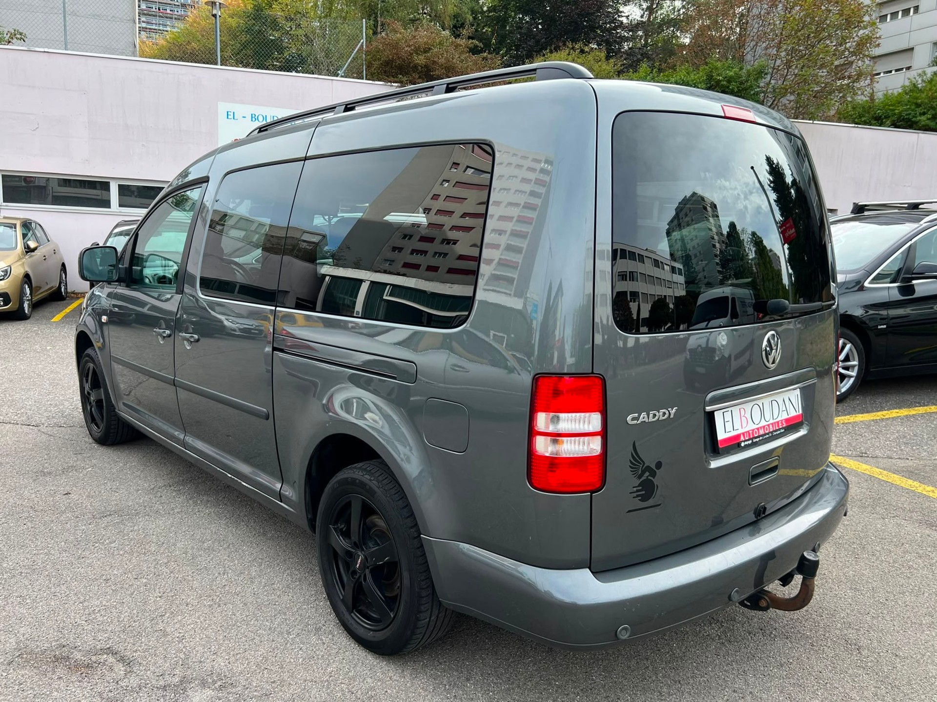 VW Caddy Maxi 1.6 TDI CR Comfortline DSG-image-3