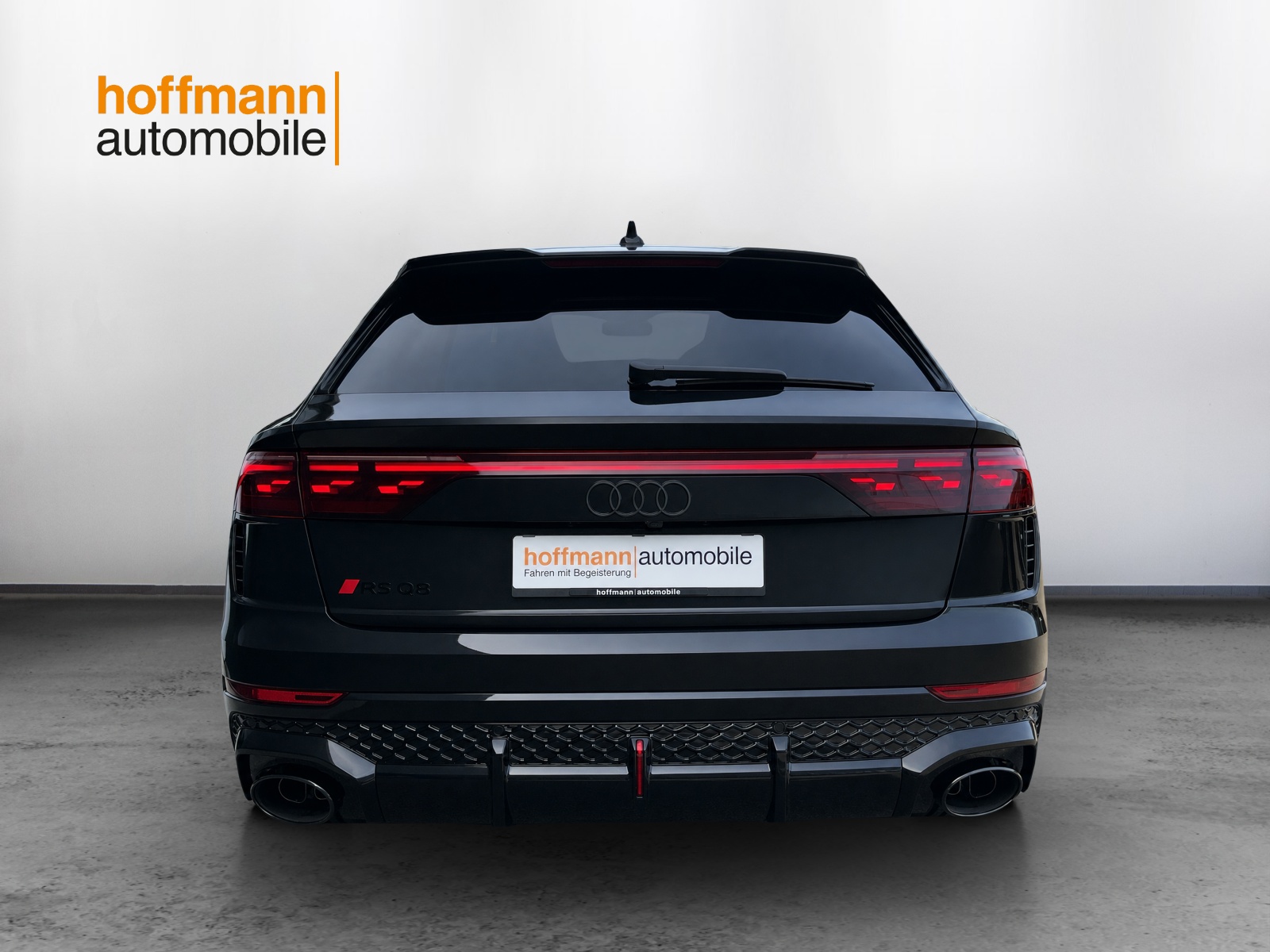 AUDI RSQ8 performance quattro-image-4