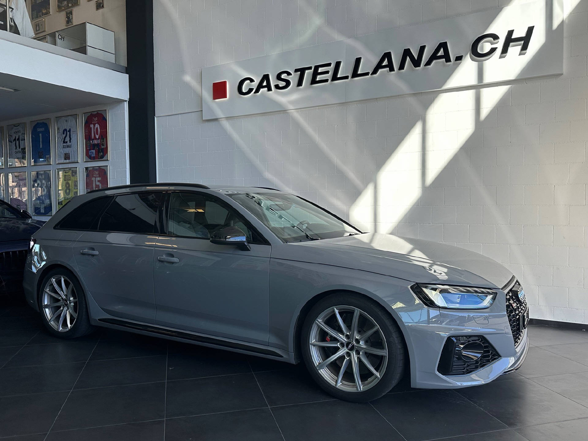 AUDI RS4 Avant 2.9 V6 TFSI quattro T-Tronic