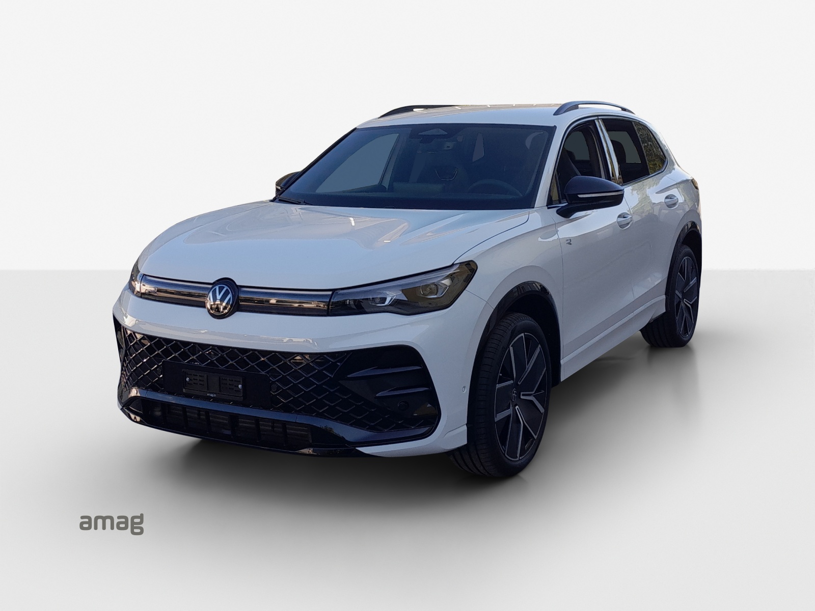 VW Tiguan 2.0 TDI SCR R-Line 4Motion DSG-image-0