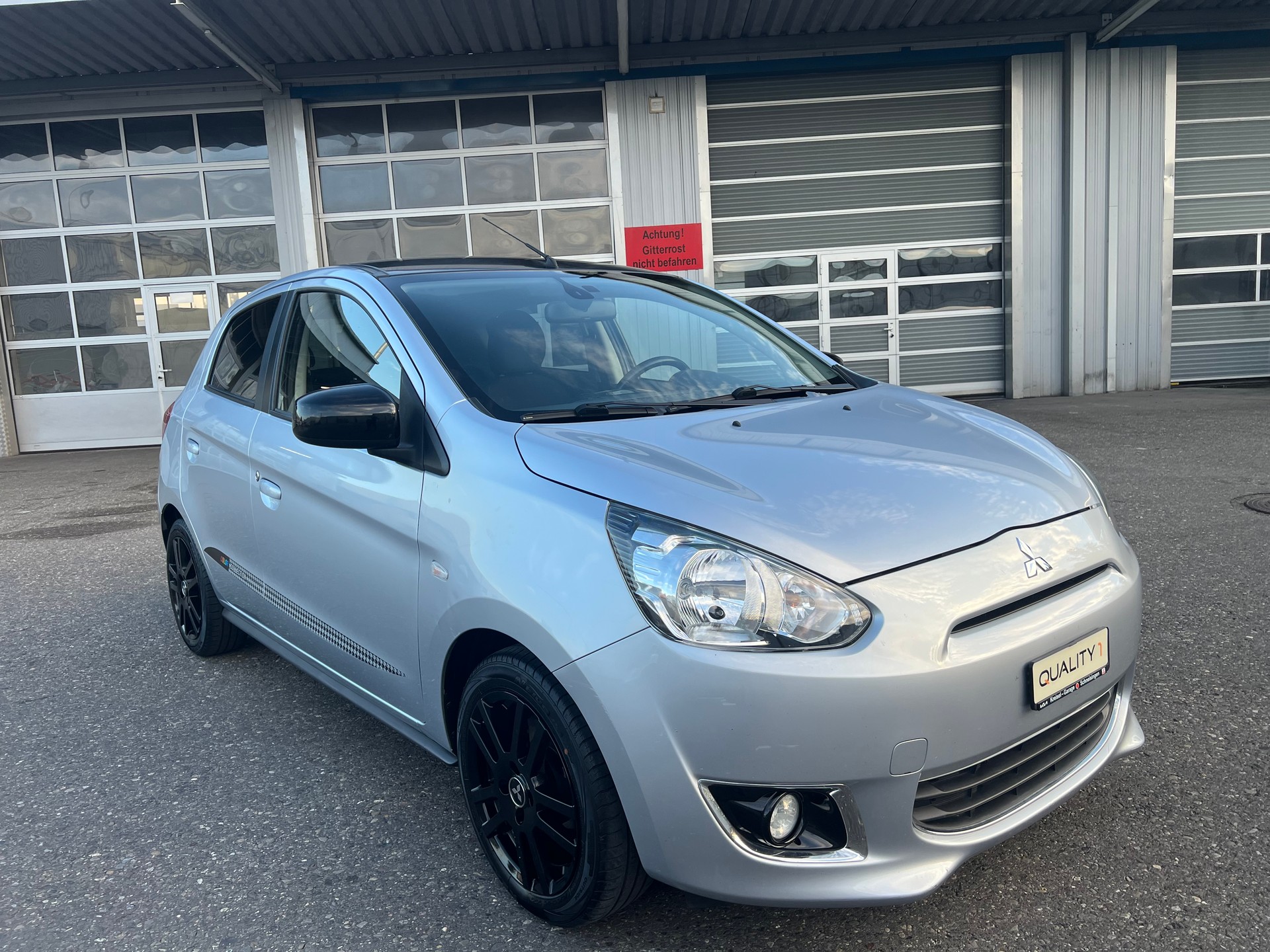 MITSUBISHI Space Star 1.2 Intense CVT-image-0
