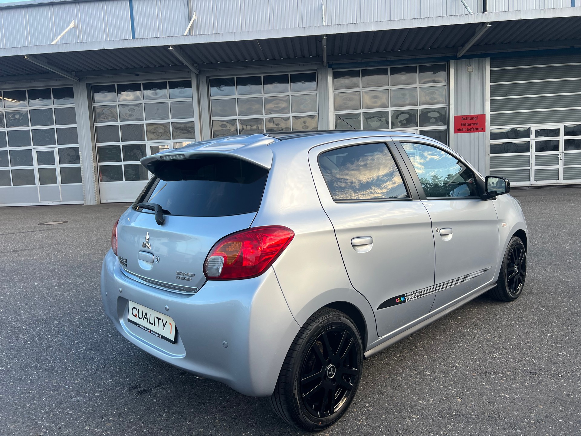 MITSUBISHI Space Star 1.2 Intense CVT-image-6