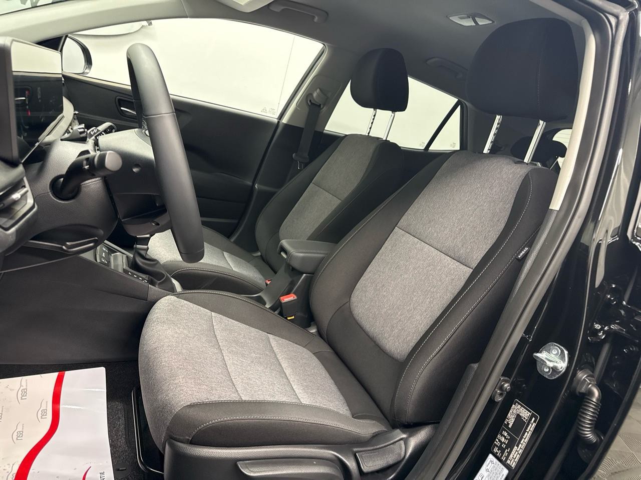 KIA Stonic 1.0 T-GD MHEV Power DCT-image-3