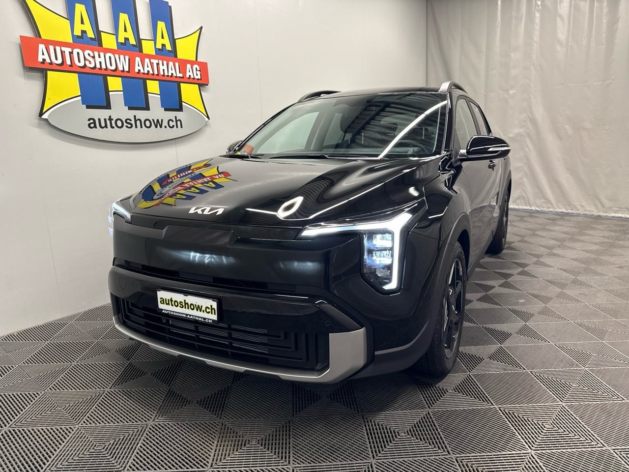 KIA Stonic 1.0 T-GD MHEV Power DCT-image-12