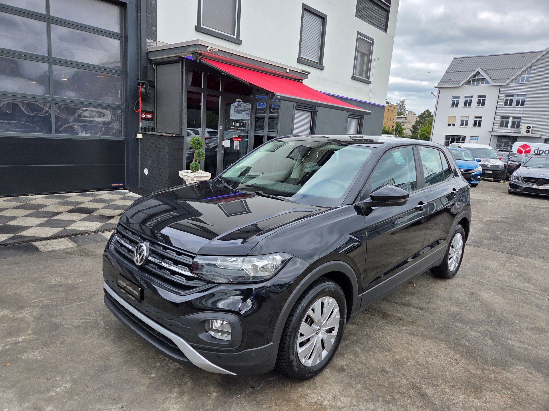 VW T-Cross 1.0 TSI-showroom-element-2