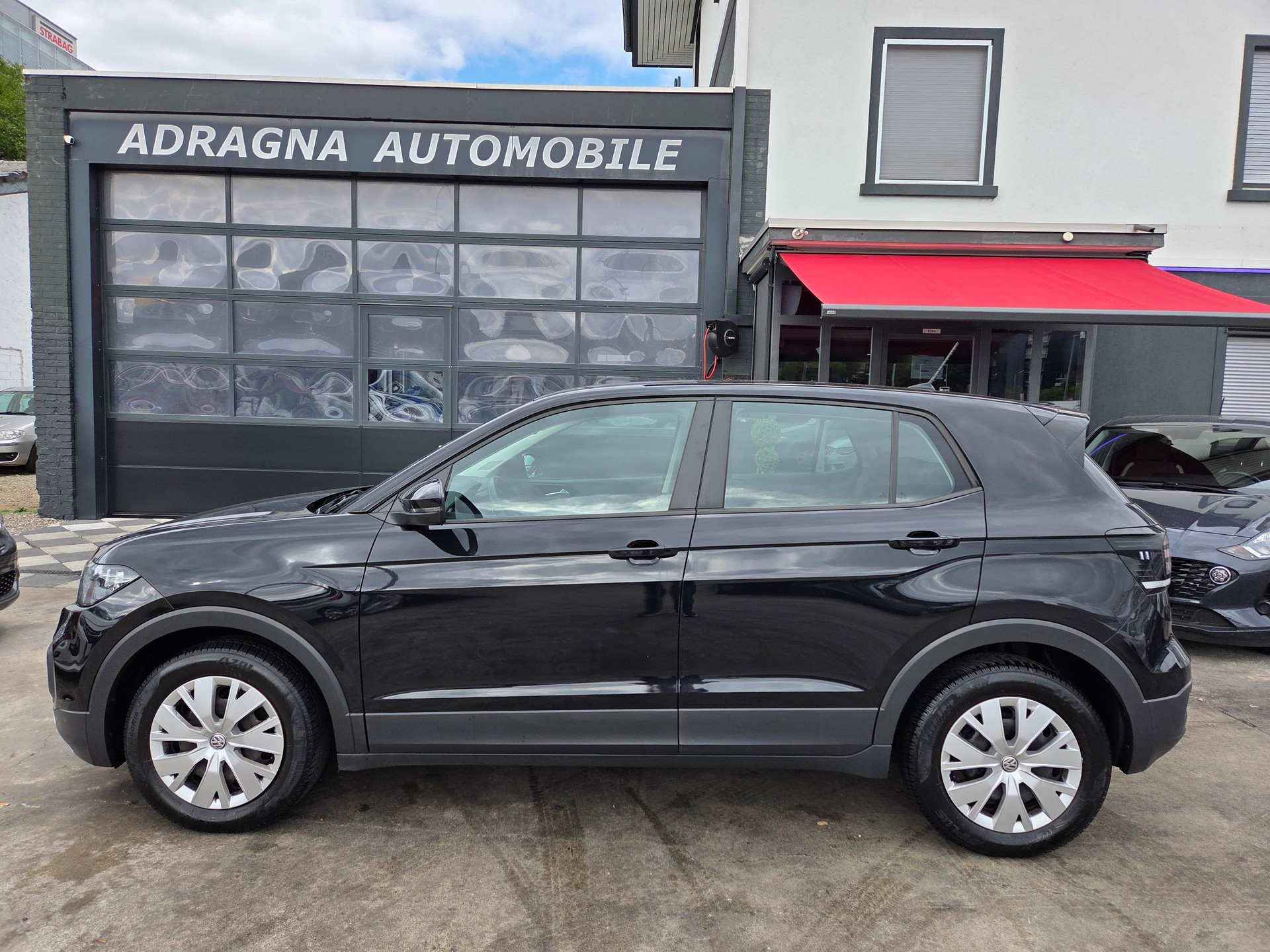 VW T-Cross 1.0 TSI-showroom-element-3