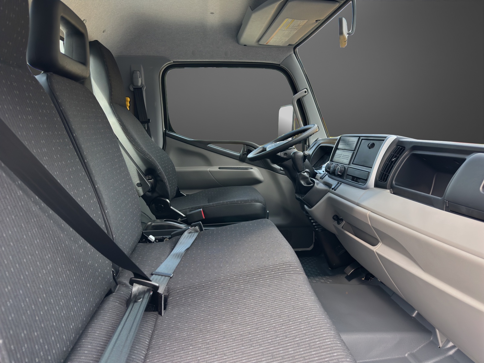 MITSUBISHI FUSO Canter 3C15-image-9