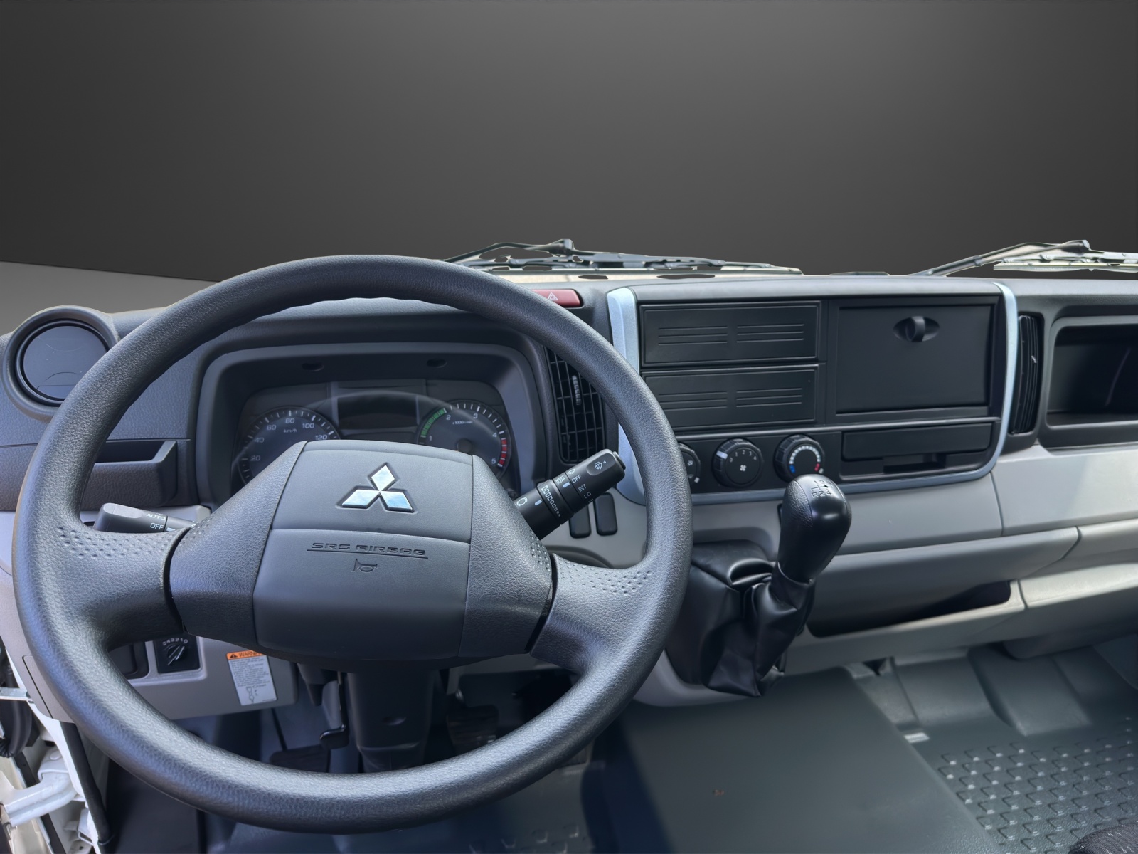 MITSUBISHI FUSO Canter 3C15-image-8