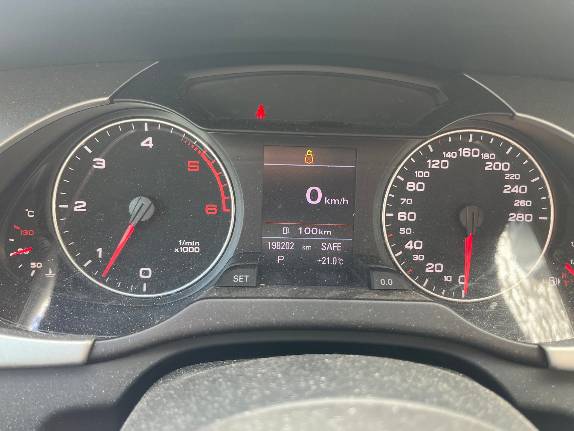 AUDI A4 Avant 3.0 TDI add Blue quattro tiptronic-image-9