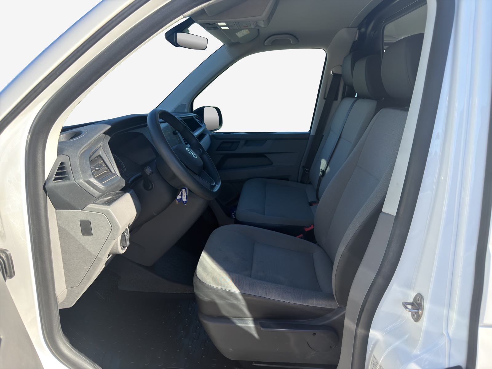 VW T6.1 2.0 TDI DSG-image-7