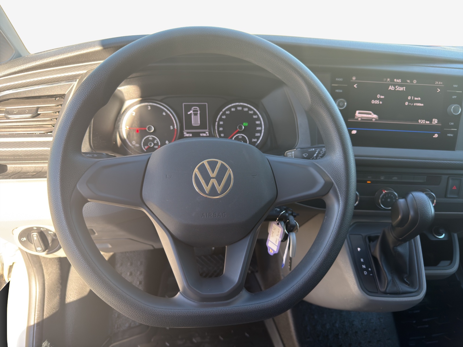 VW T6.1 2.0 TDI DSG-image-9
