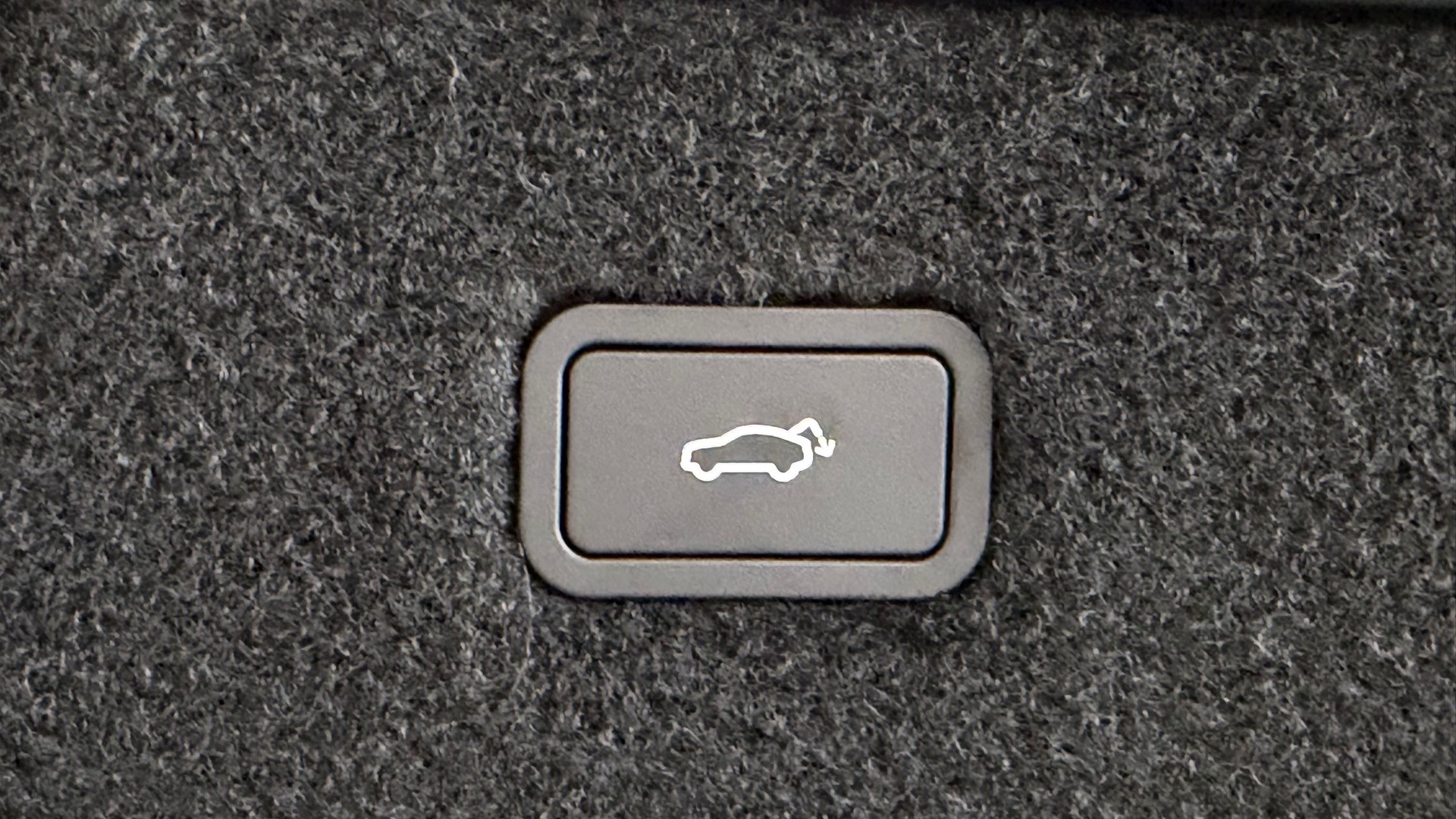POLESTAR 4 Long Range Dual Motor Perfor-image-16