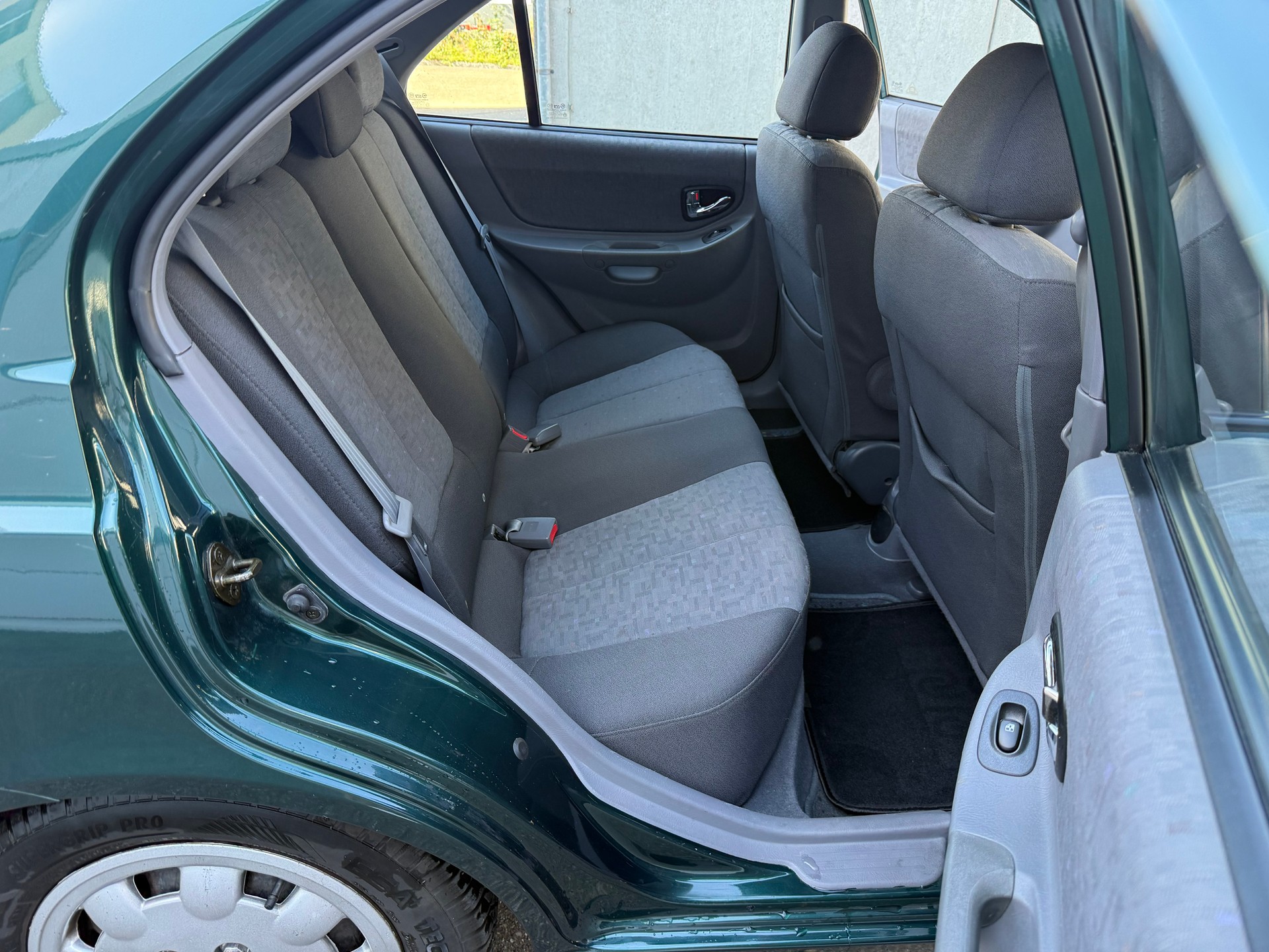 HYUNDAI Accent 1.6 GLS-image-13