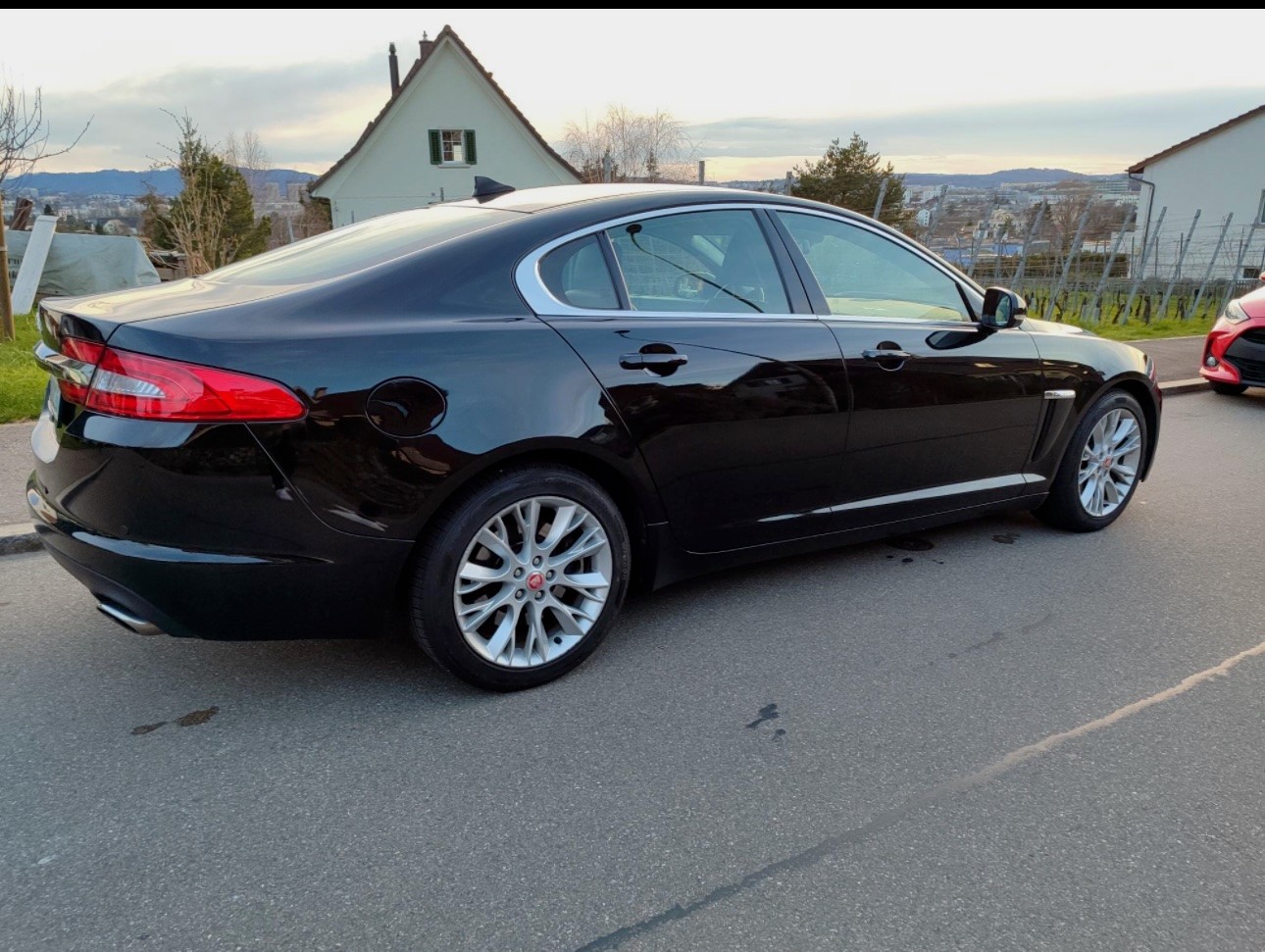 JAGUAR 3.0 V6 D-image-1