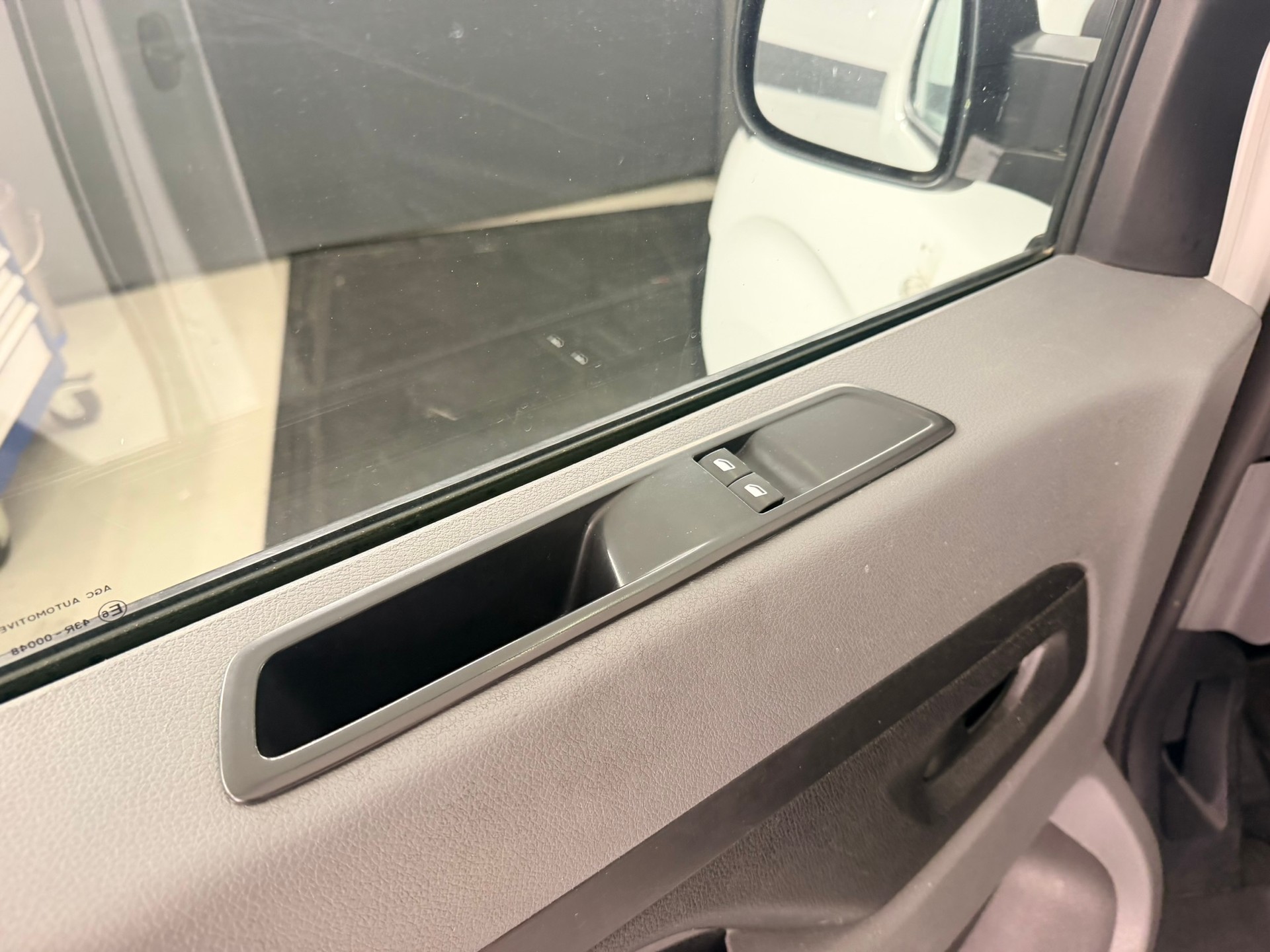 CITROEN Jumpy 1.6 BlueHDi 95 M Komfort-image-8