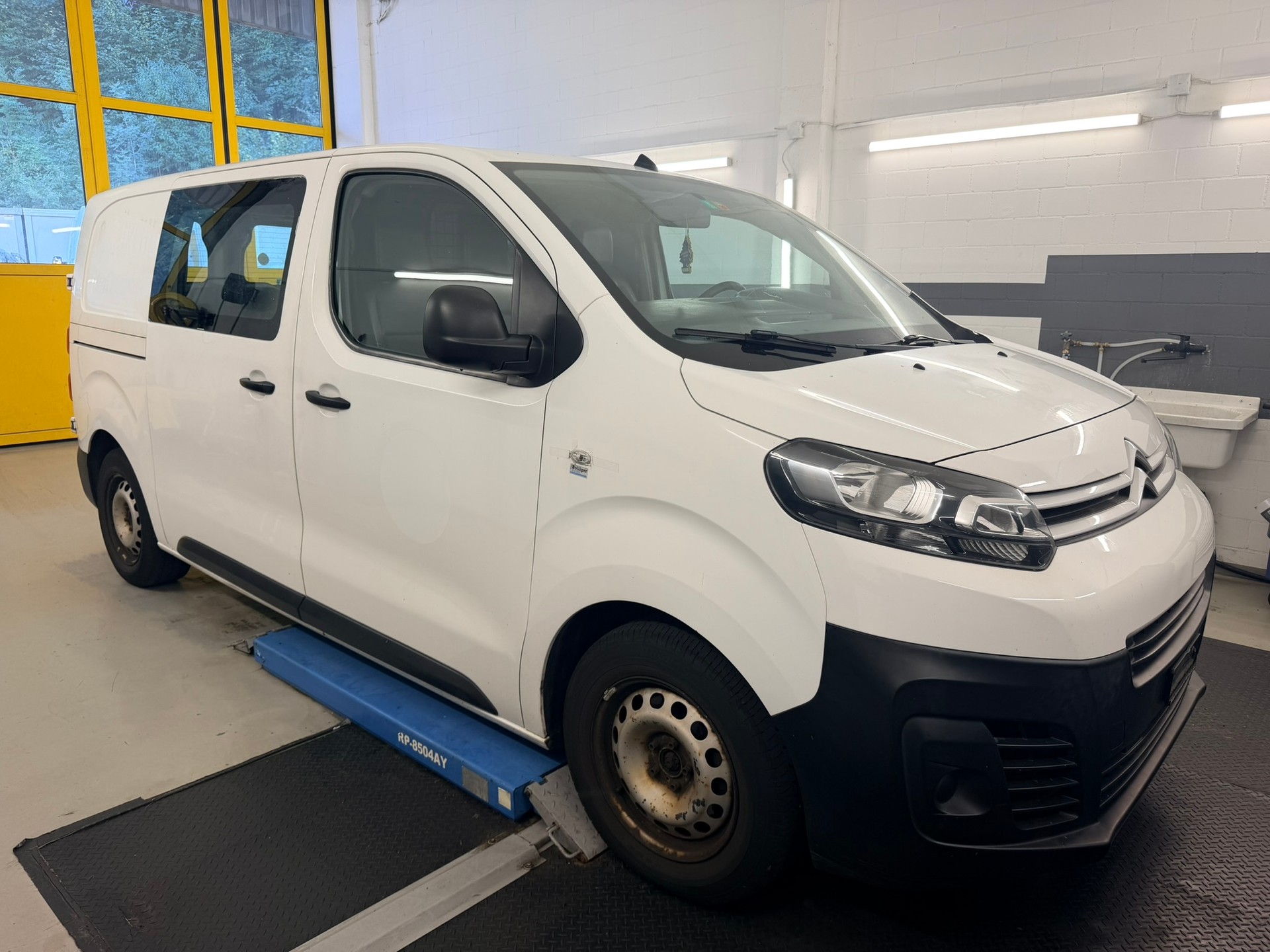 CITROEN Jumpy 1.6 BlueHDi 95 M Komfort-image-2