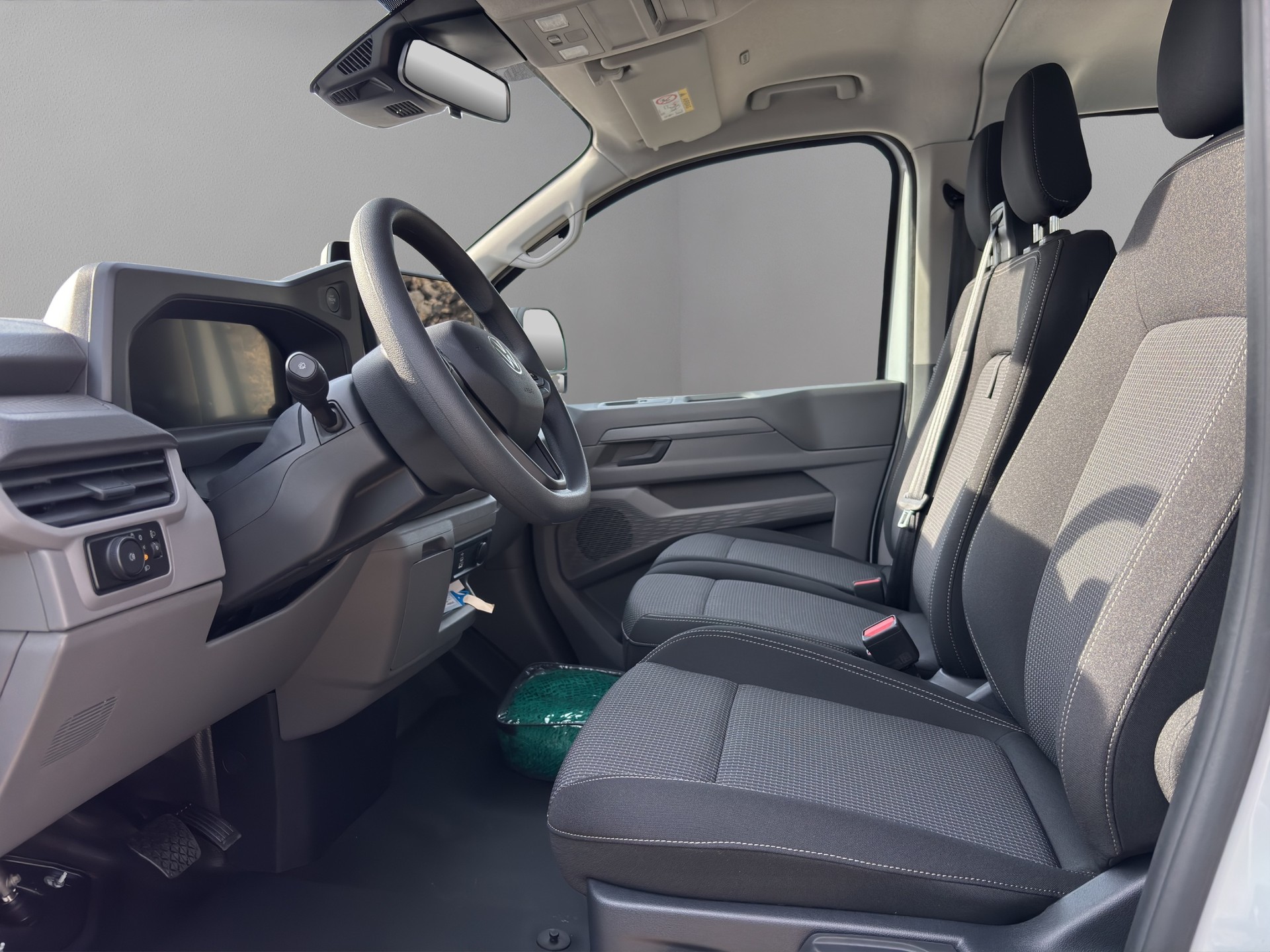 VW Transporter 2.0 TDI Automat 4Motion-image-7