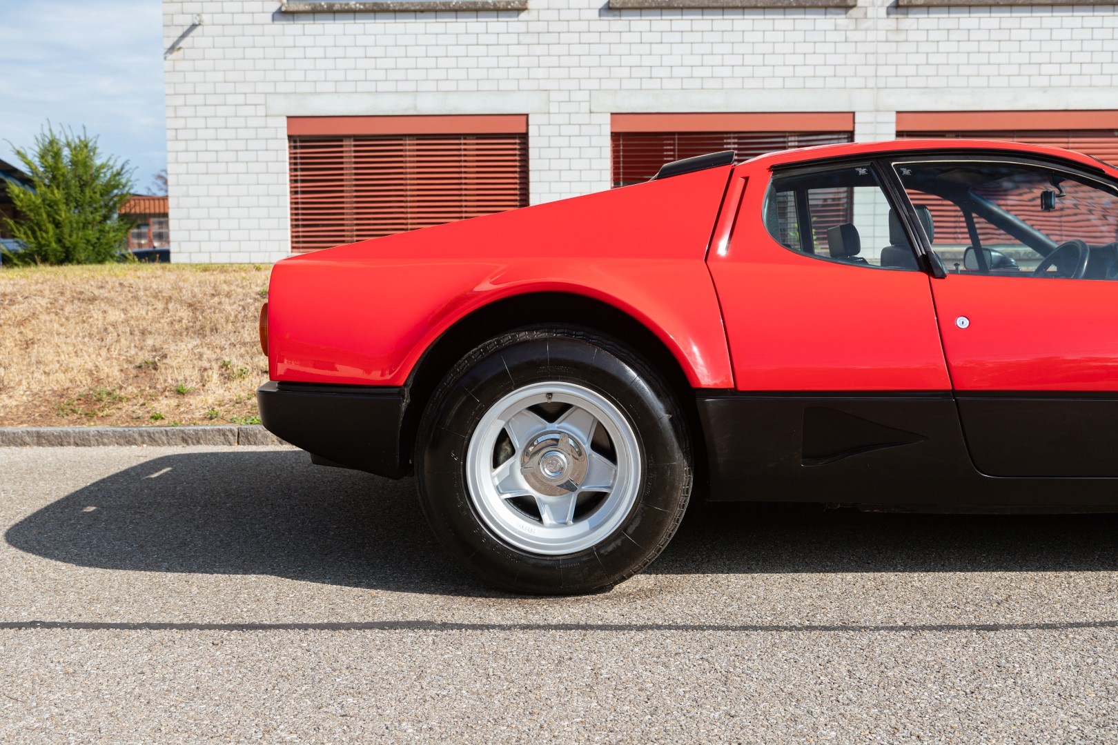 FERRARI 512 BB (Vergaser)-image-3