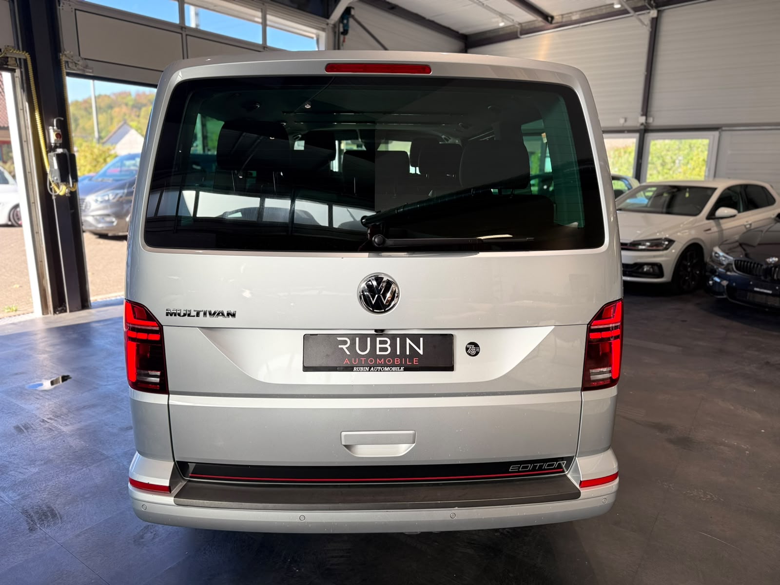 VW T6.1 Multivan 2.0 TDI Comfortline Edition DSG-image-3