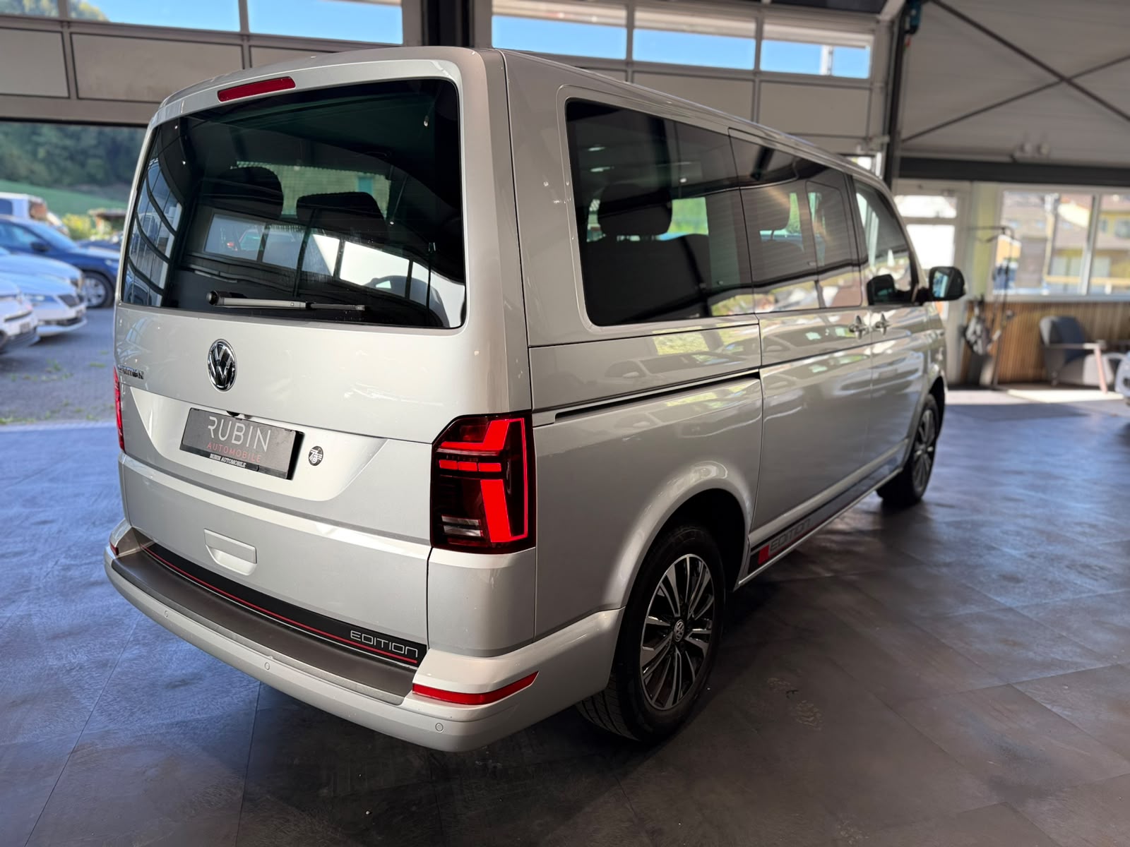 VW T6.1 Multivan 2.0 TDI Comfortline Edition DSG-image-5